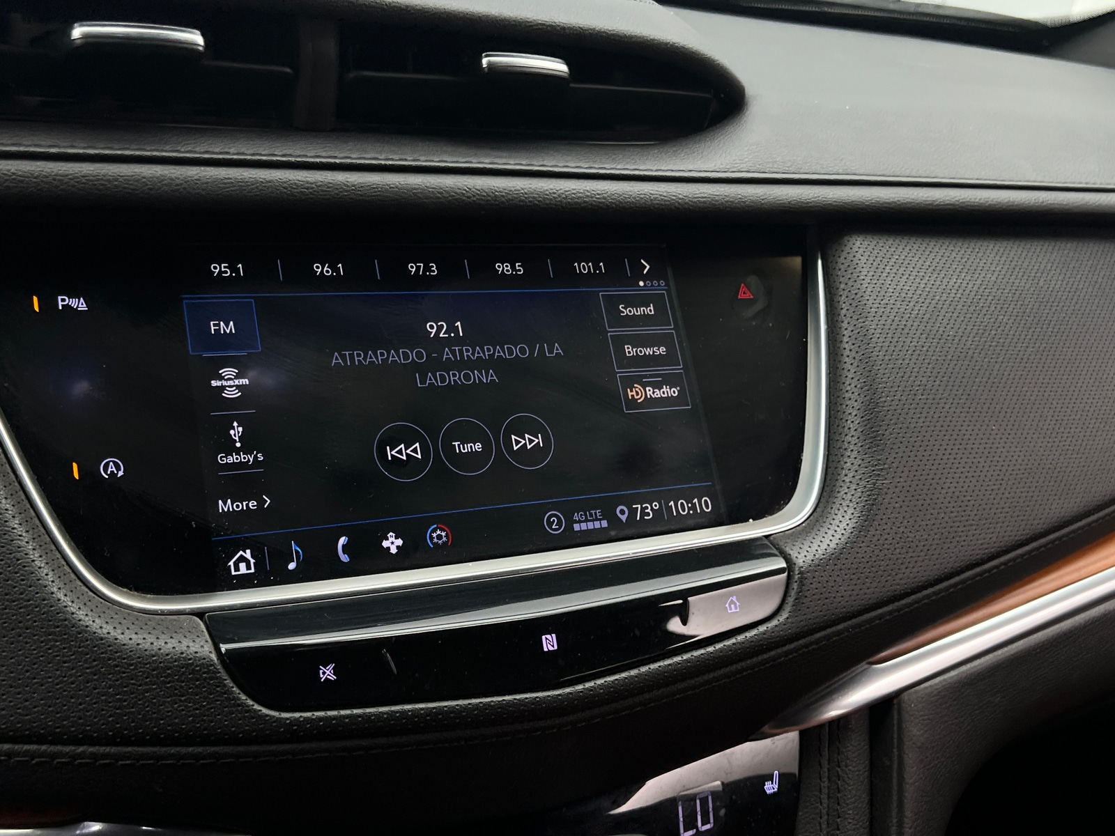 Thumbnail: 2020 Cadillac XT5 - 3