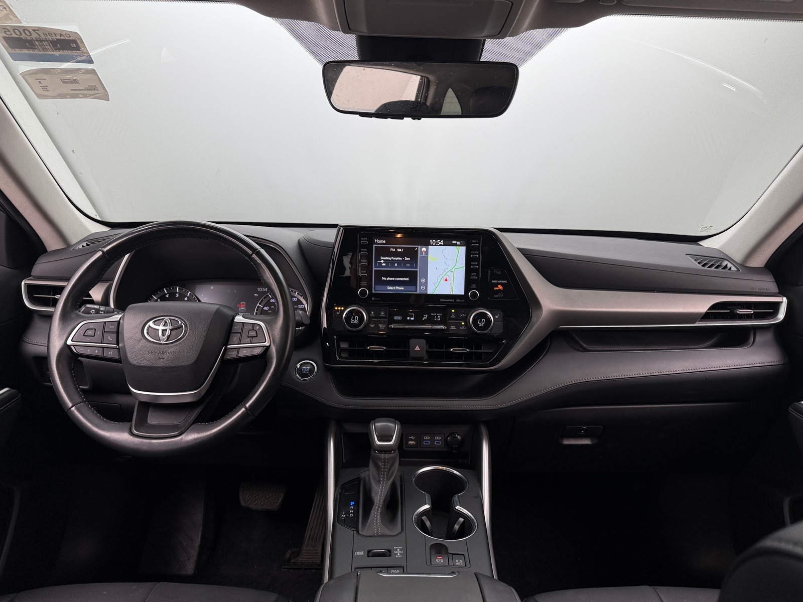 Thumbnail: 2022 Toyota Highlander - 2