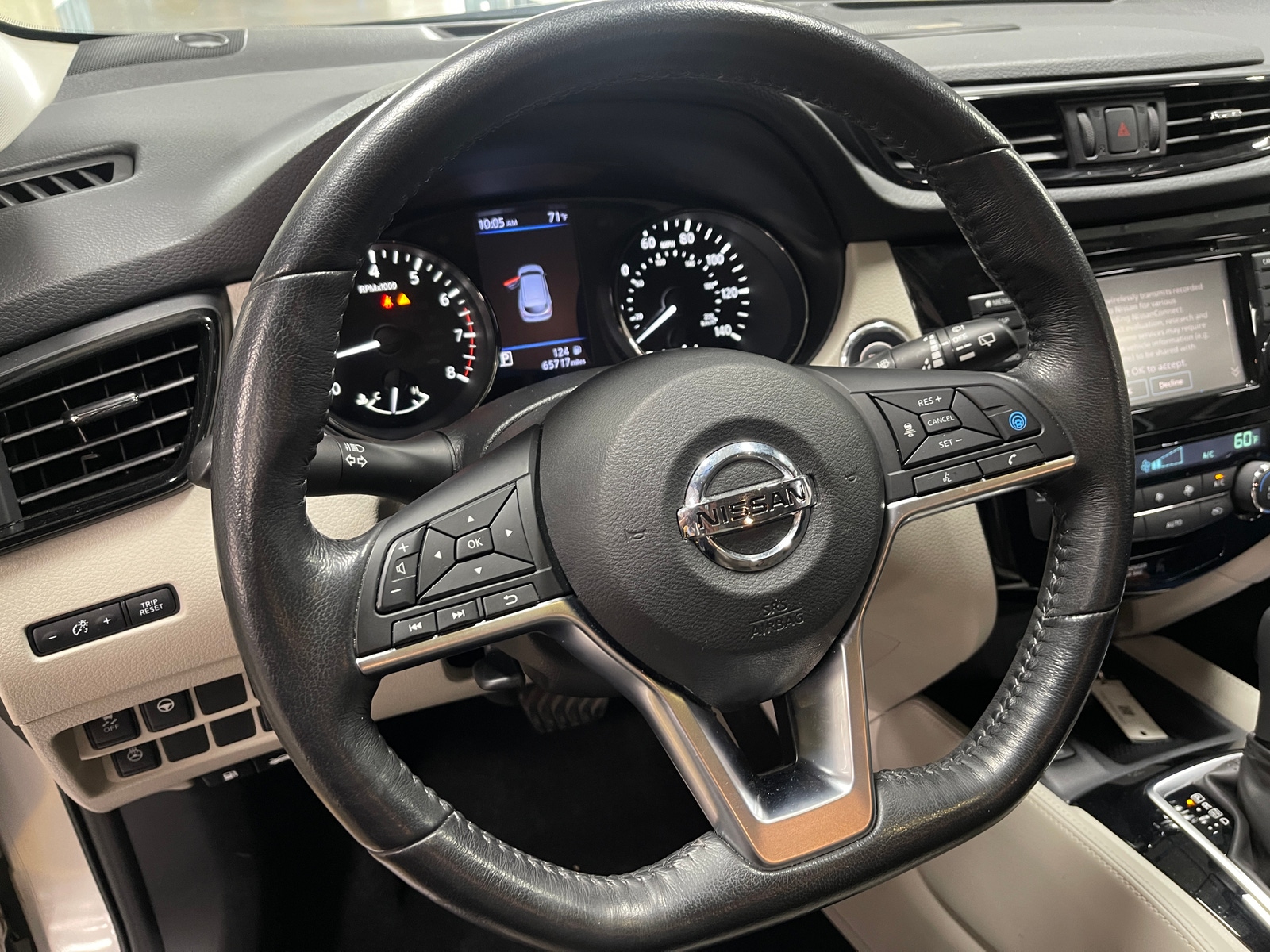 Thumbnail: 2019 Nissan Rogue Sport - 4