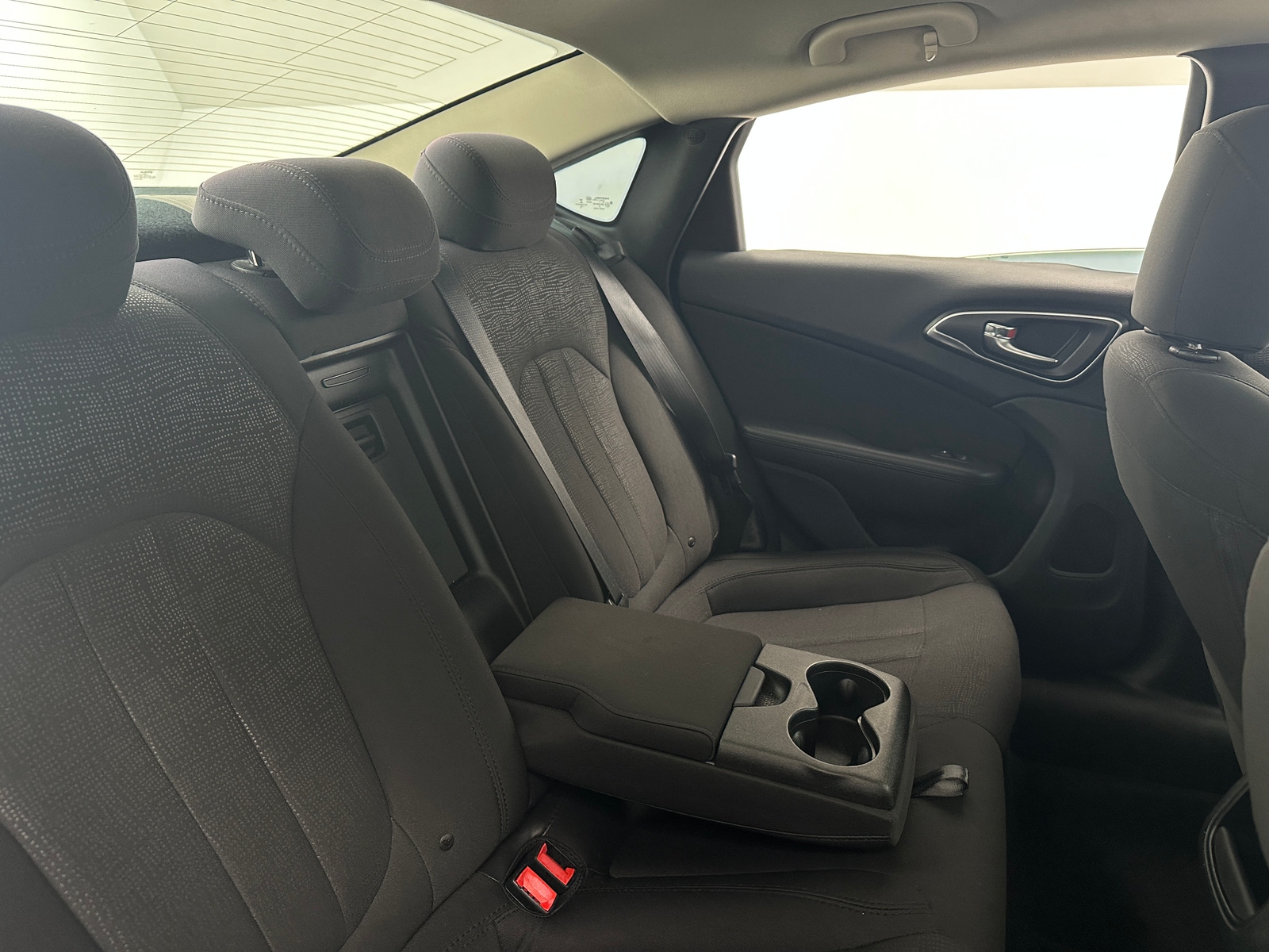 Thumbnail: 2015 Chrysler 200 - 6
