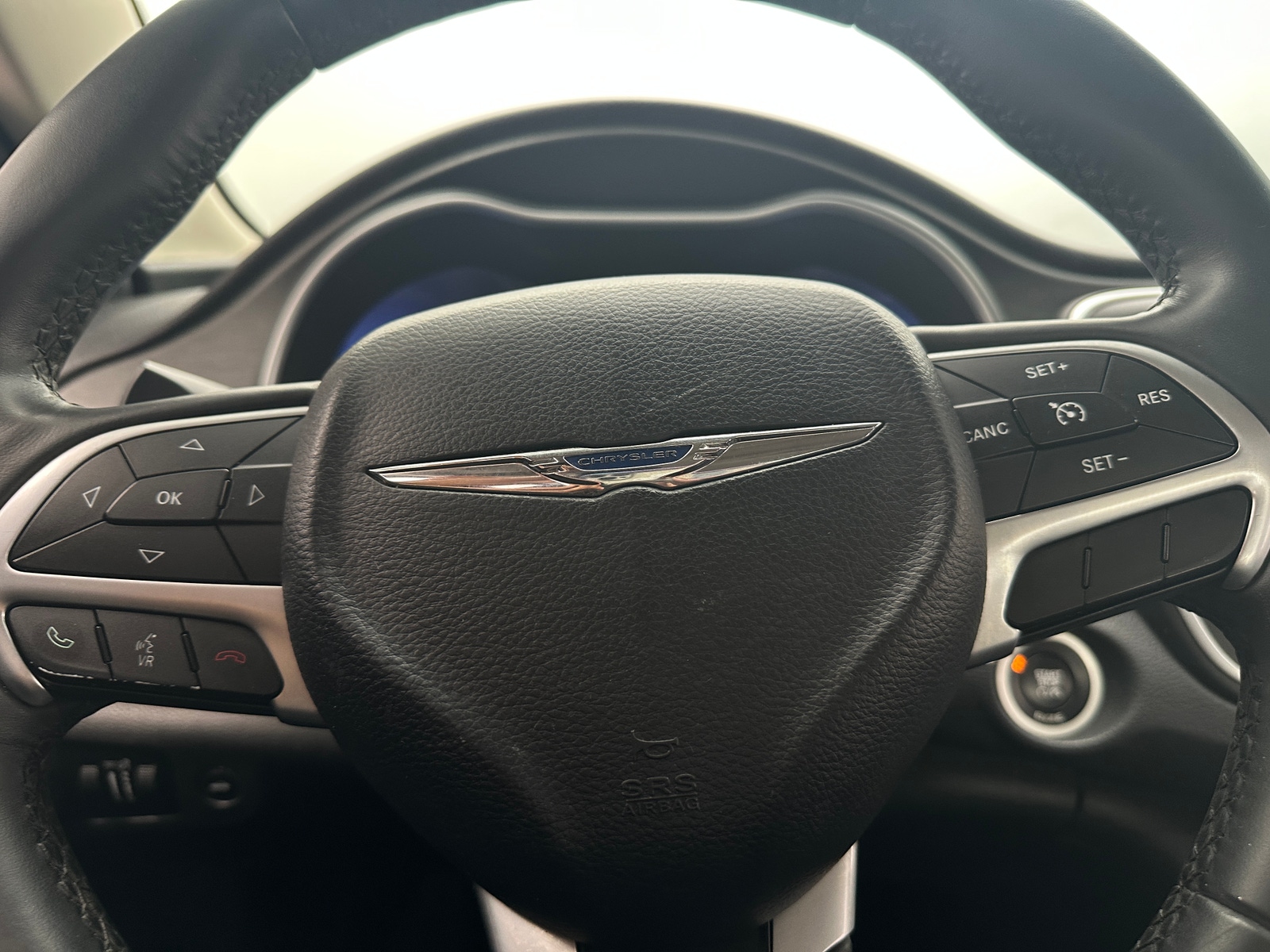 Thumbnail: 2015 Chrysler 200 - 5