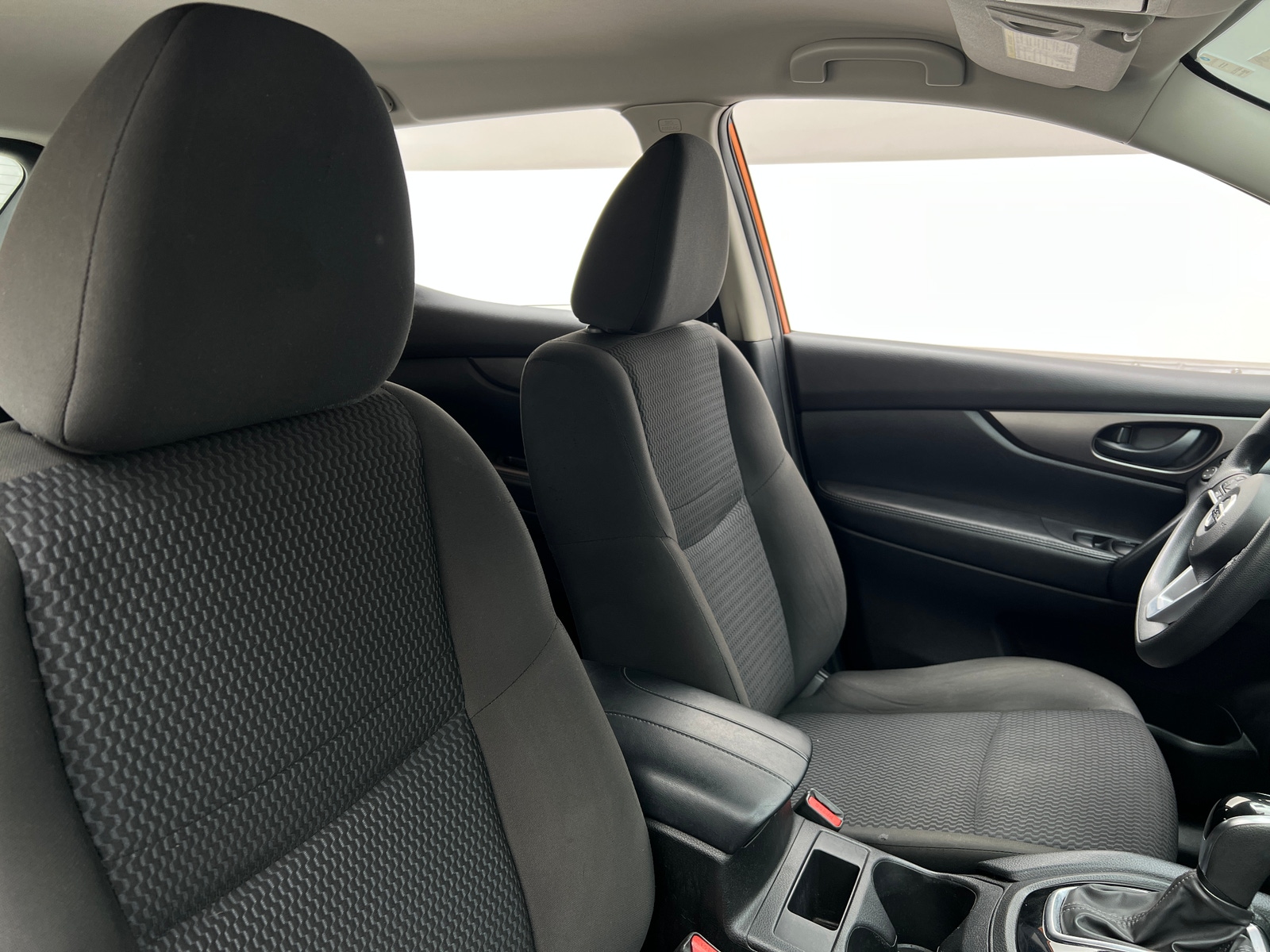 Thumbnail: 2021 Nissan Rogue Sport - 2