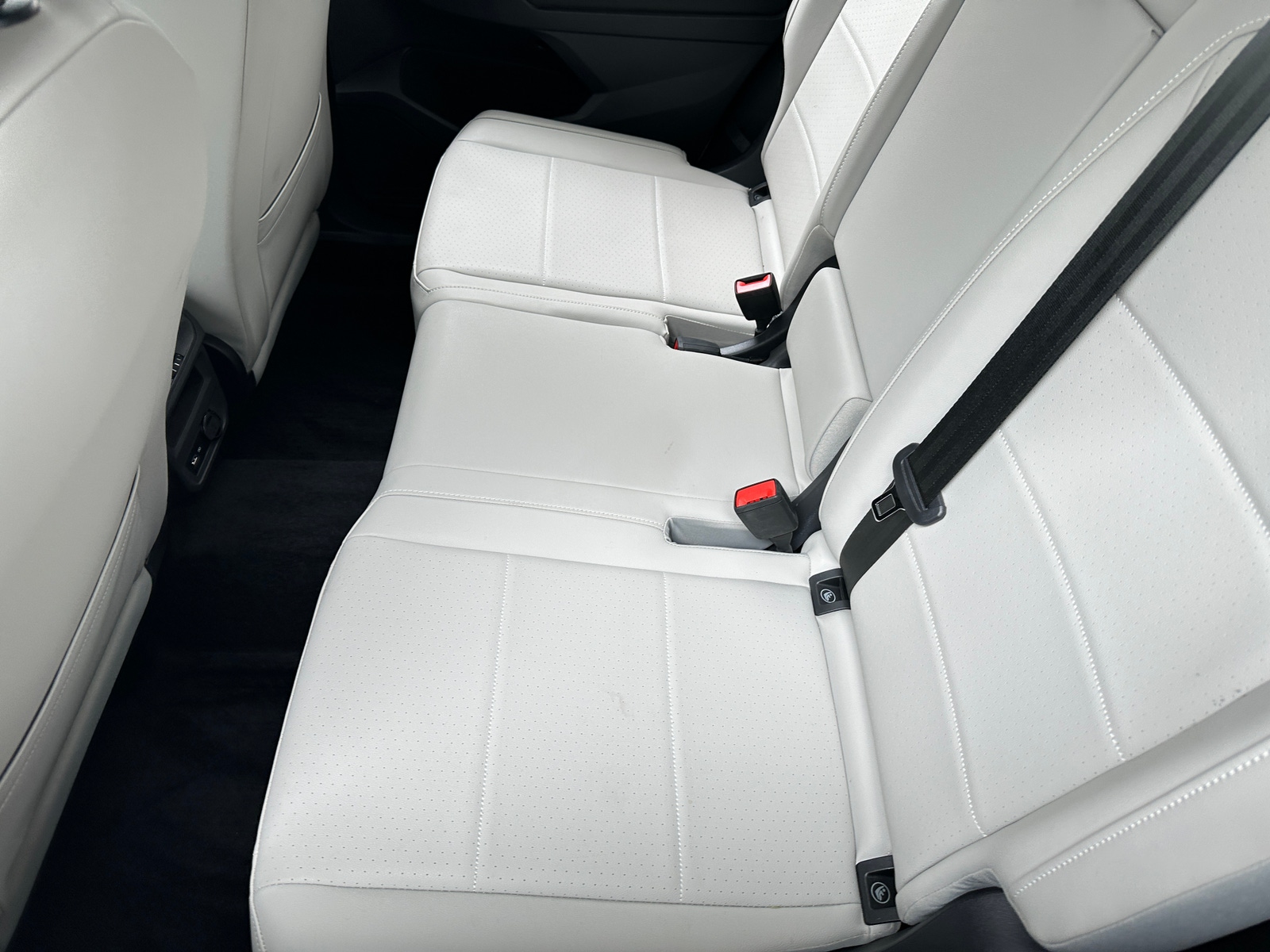 Thumbnail: 2020 Volkswagen Tiguan - 5