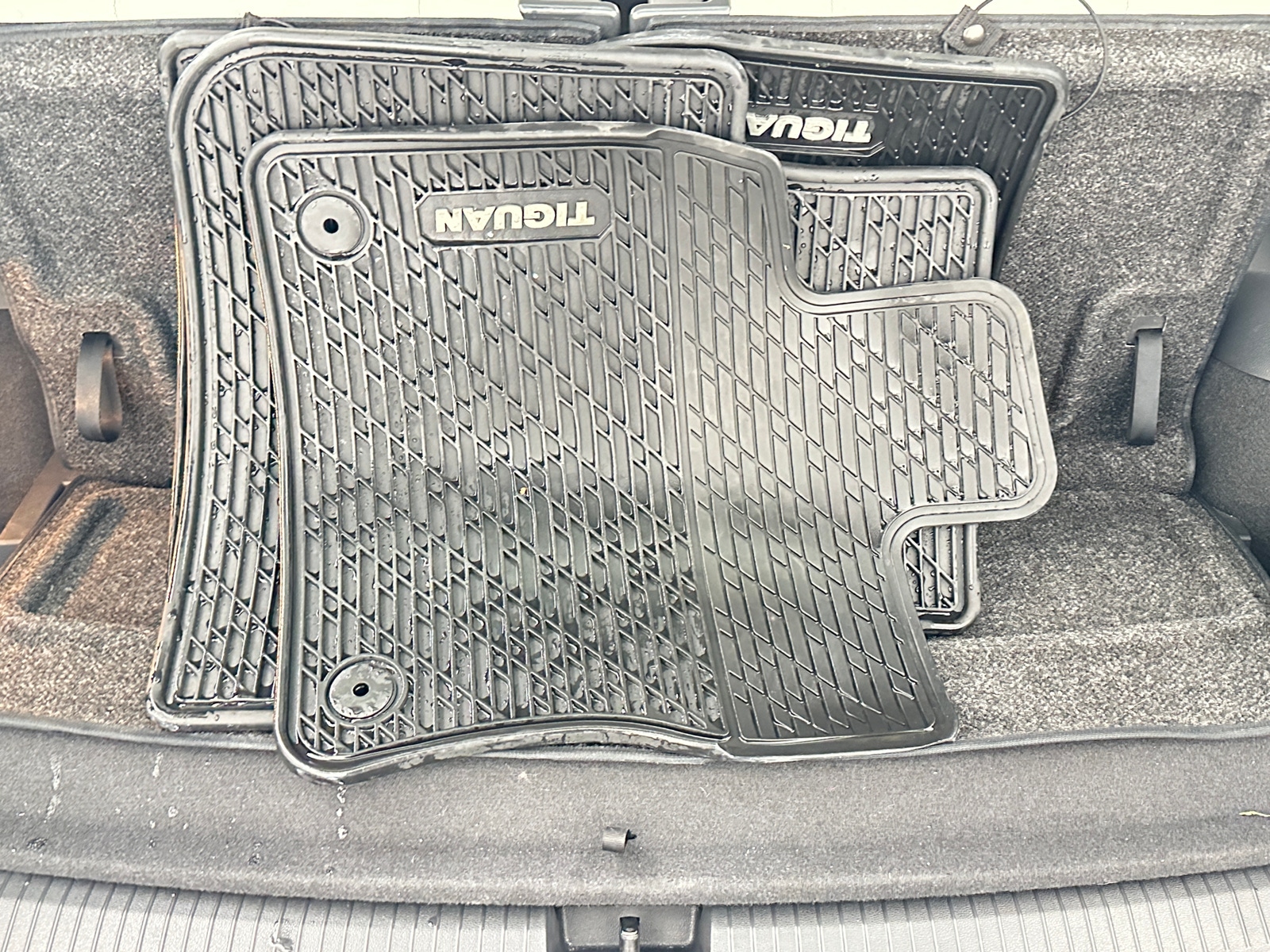 Thumbnail: 2020 Volkswagen Tiguan - 6