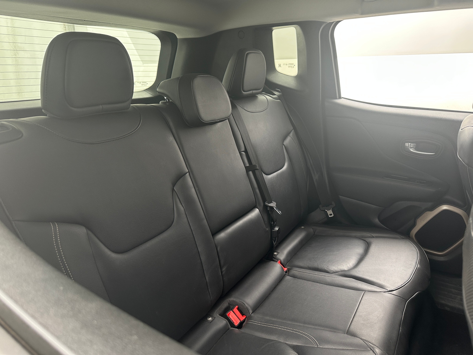 Thumbnail: 2017 Jeep Renegade - 5