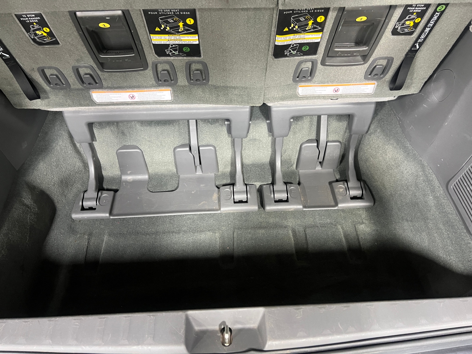 Thumbnail: 2016 Toyota Sienna - 6