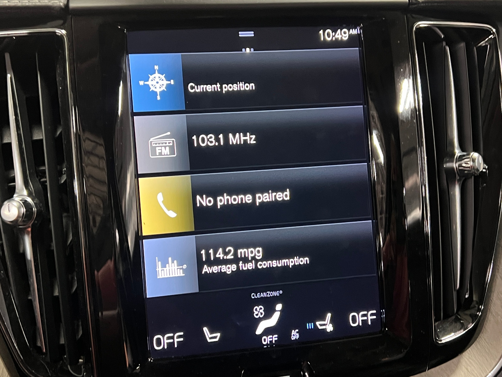 Thumbnail: 2021 Volvo XC60 - 3