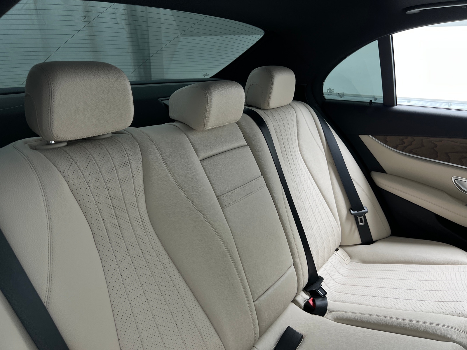 Thumbnail: 2018 Mercedes-Benz E-Class - 5