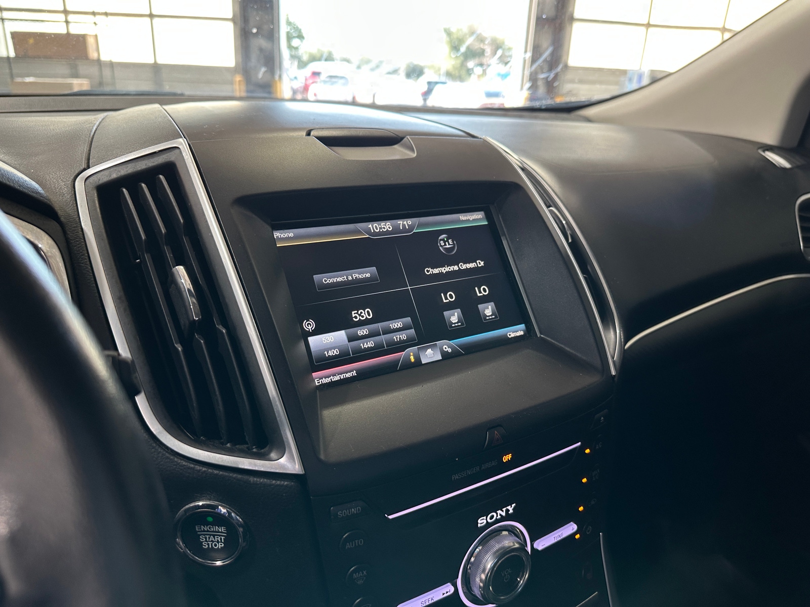 Thumbnail: 2015 Ford Edge - 3
