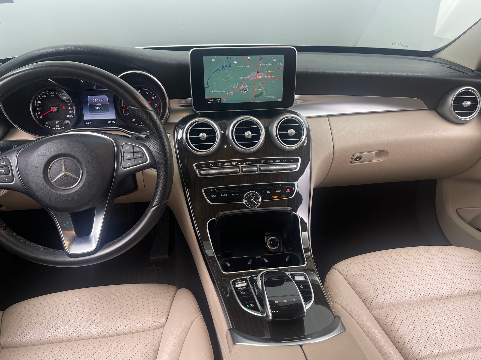 Thumbnail: 2016 Mercedes-Benz C-Class - 2