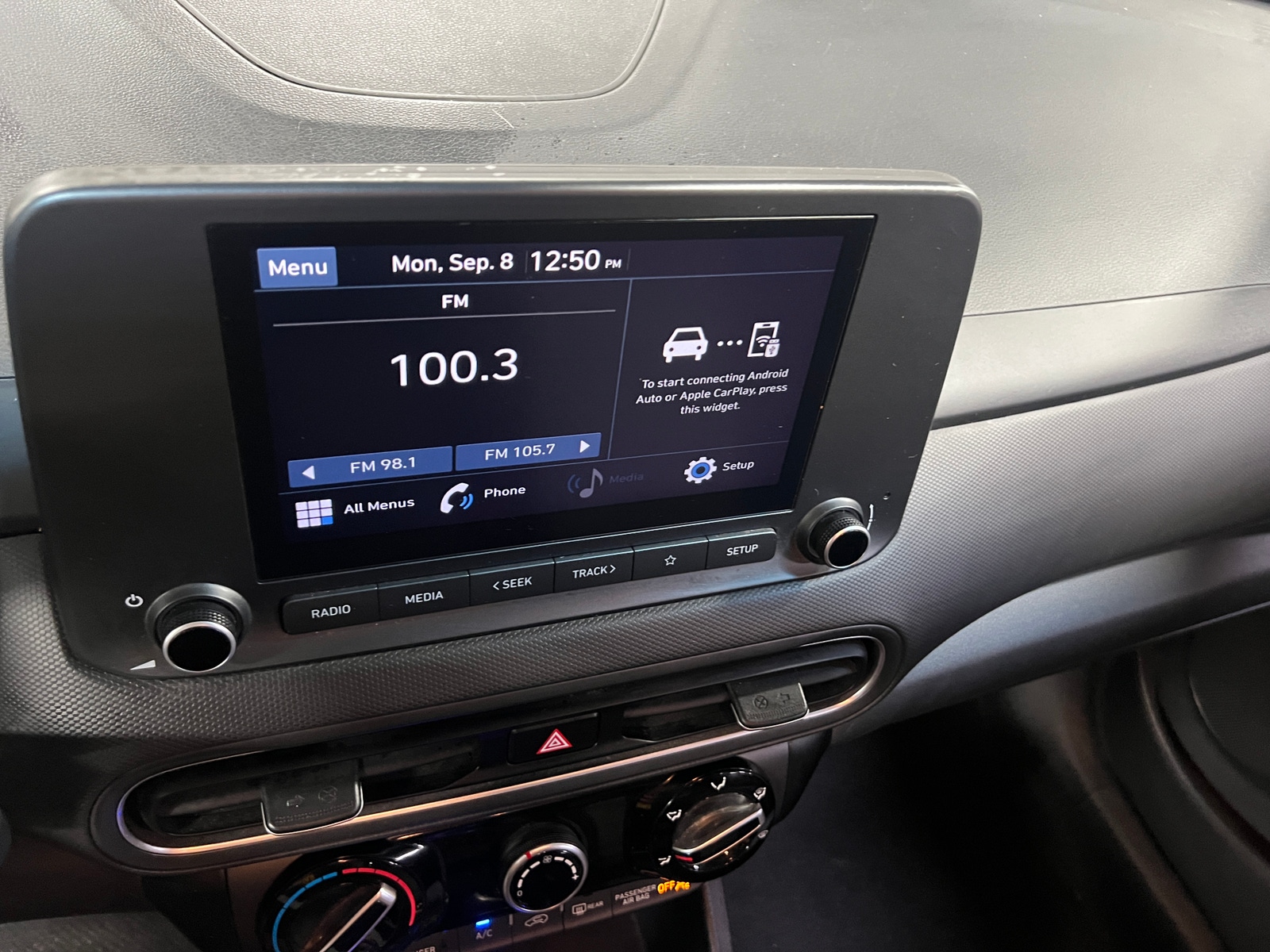 Thumbnail: 2022 Hyundai Kona - 4