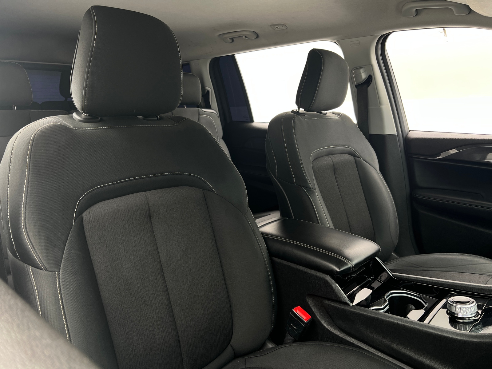 Thumbnail: 2022 Jeep Grand Cherokee L - 2