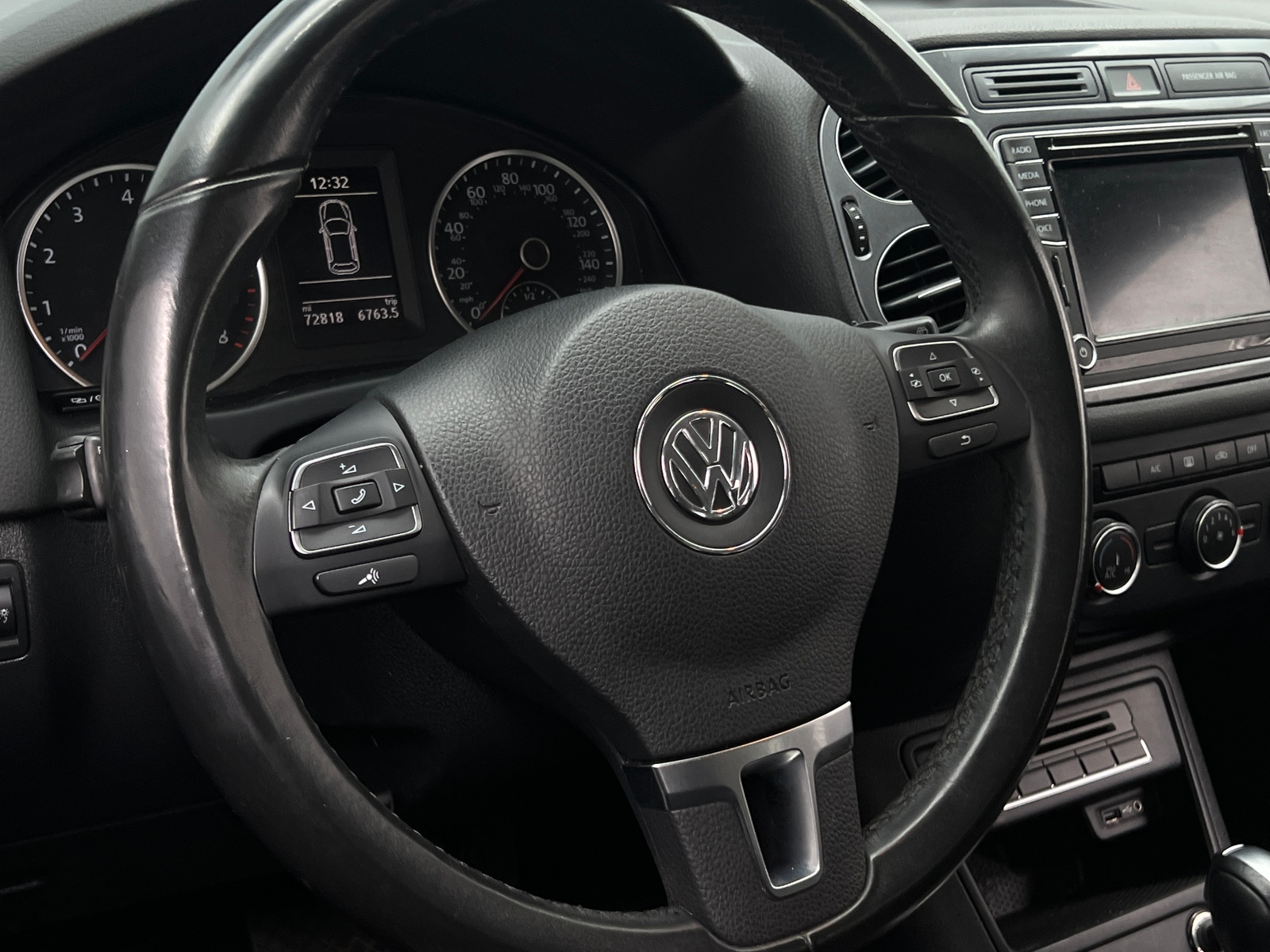 Thumbnail: 2017 Volkswagen Tiguan - 5