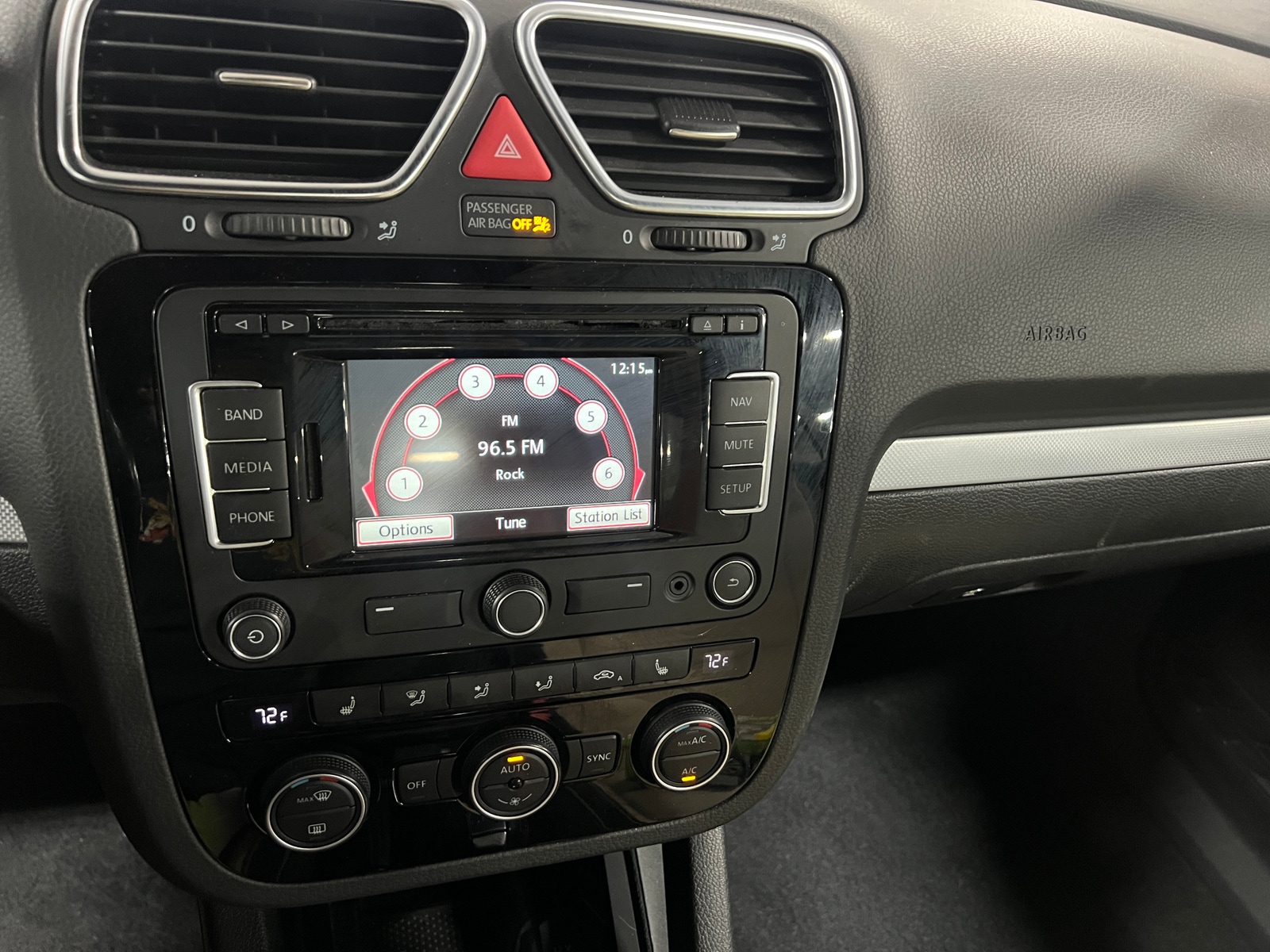 Thumbnail: 2015 Volkswagen Eos - 4