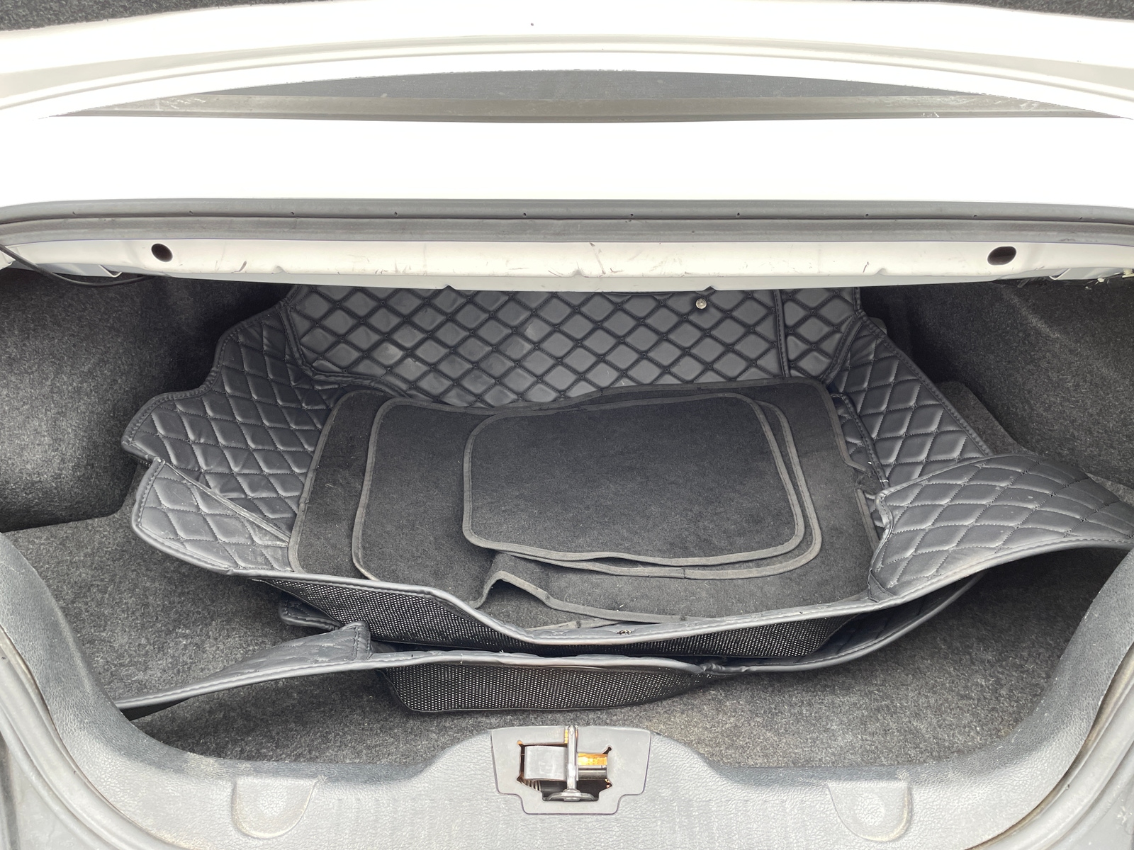 Thumbnail: 2013 Ford Mustang - 6