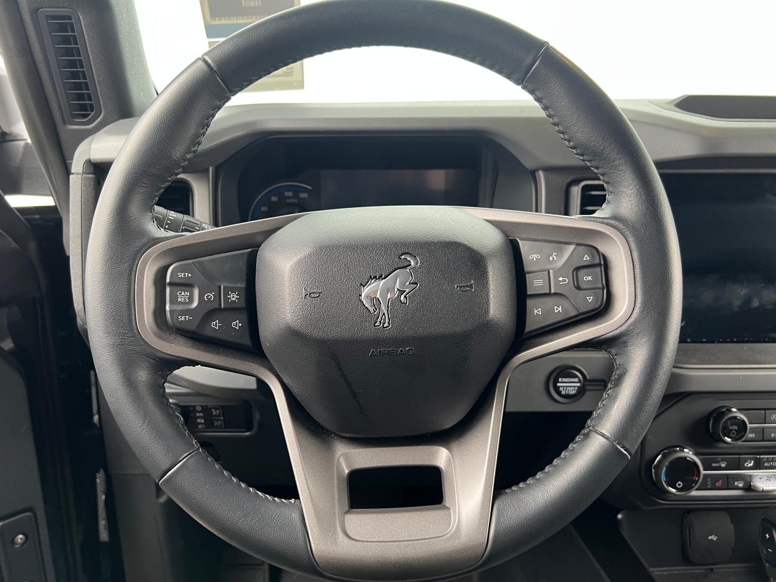 Thumbnail: 2024 Ford Bronco - 4