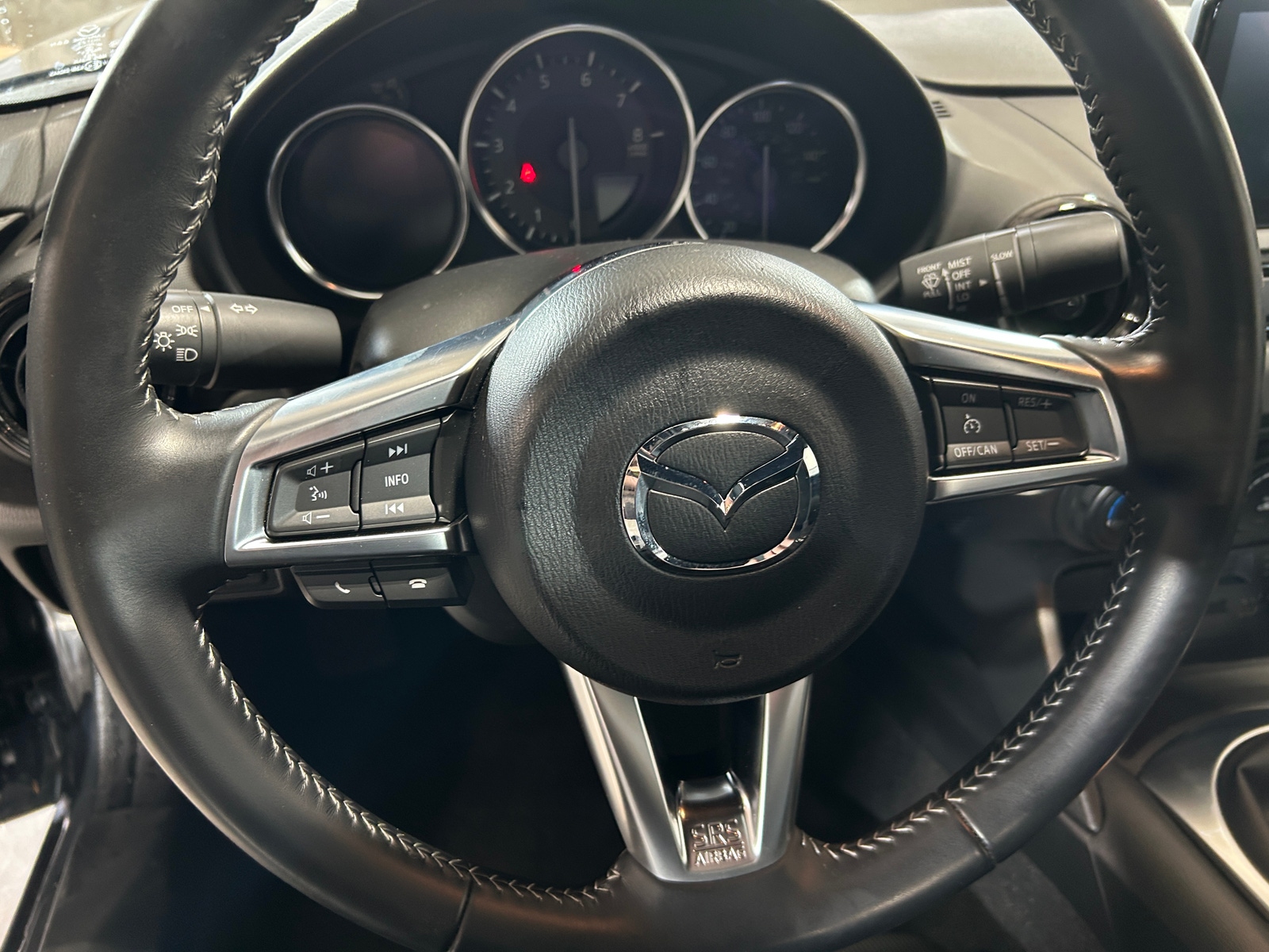 Thumbnail: 2023 Mazda MX-5 Miata - 5