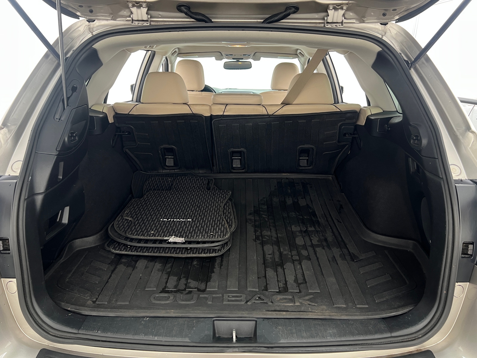 Thumbnail: 2015 Subaru Outback - 6