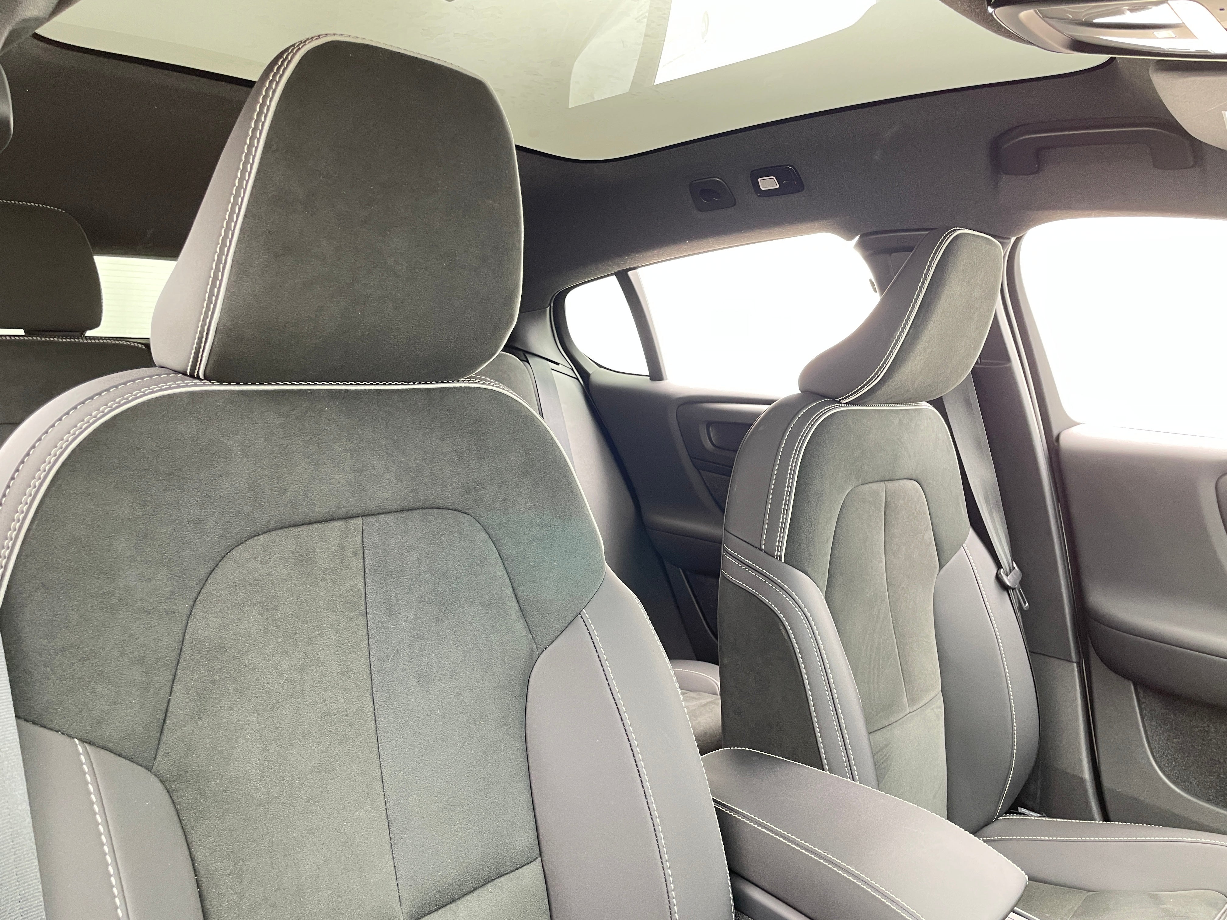 2023 Volvo C40
