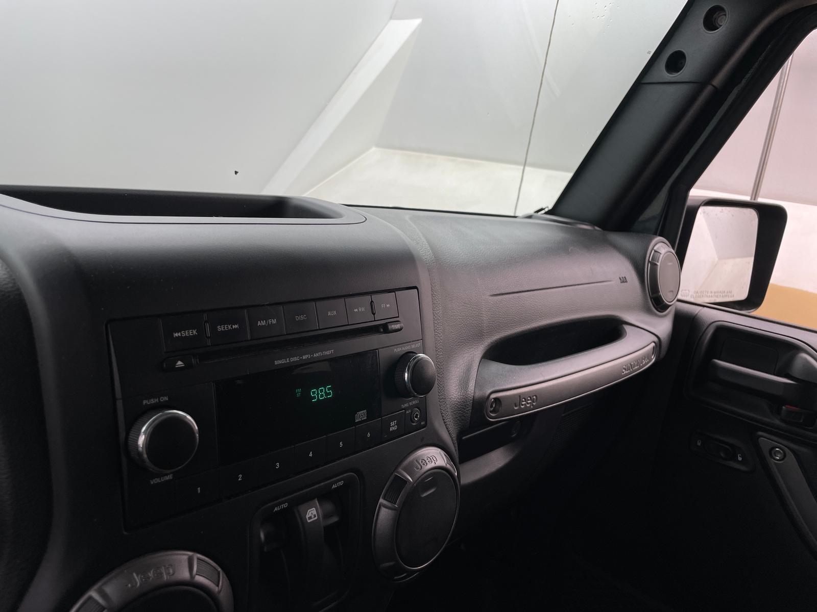 Thumbnail: 2018 Jeep Wrangler - 4