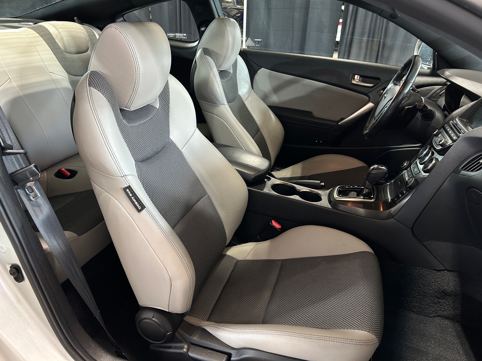 Thumbnail: 2013 Hyundai Genesis - 2