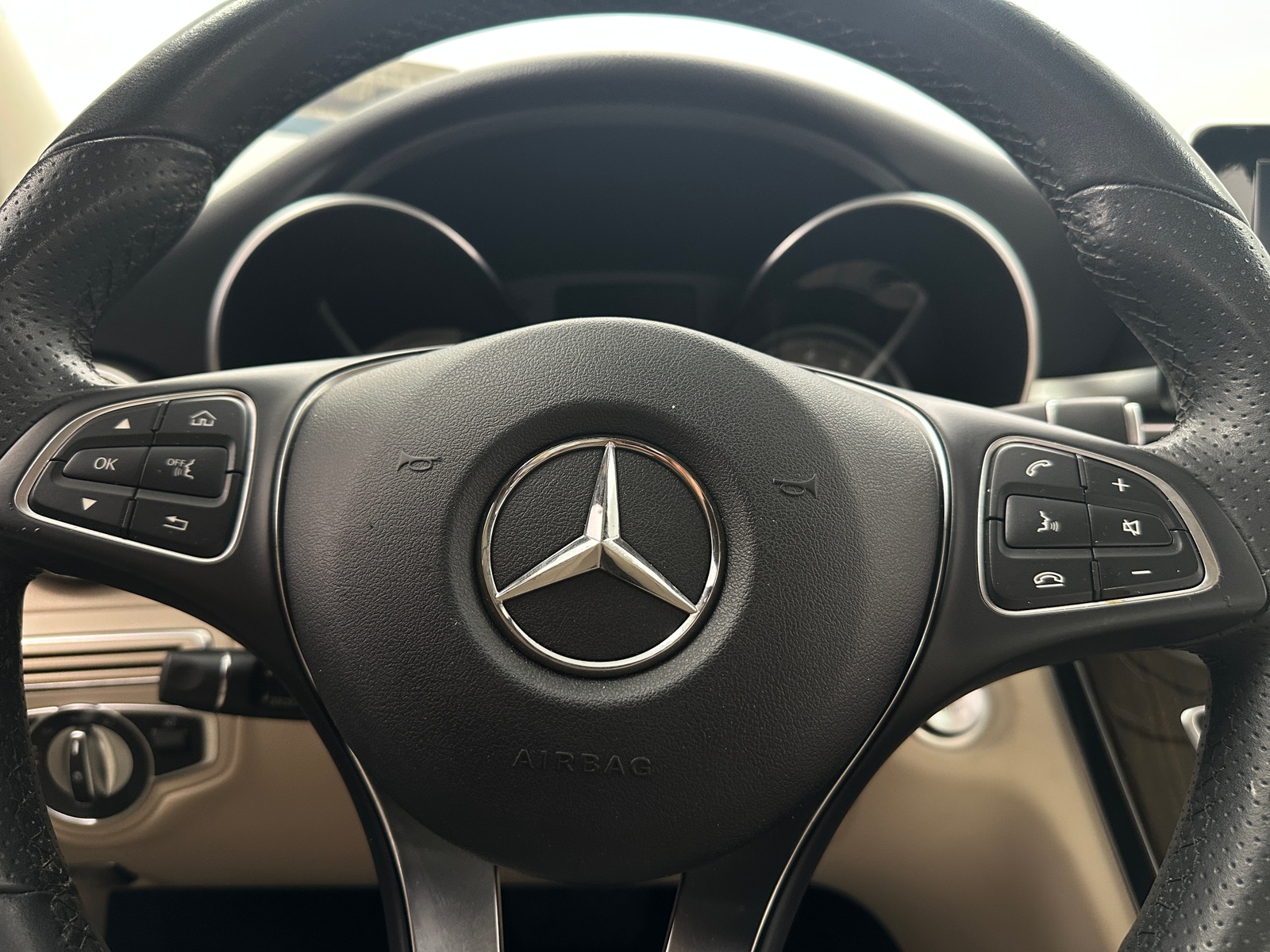 Thumbnail: 2018 Mercedes-Benz C-Class - 4