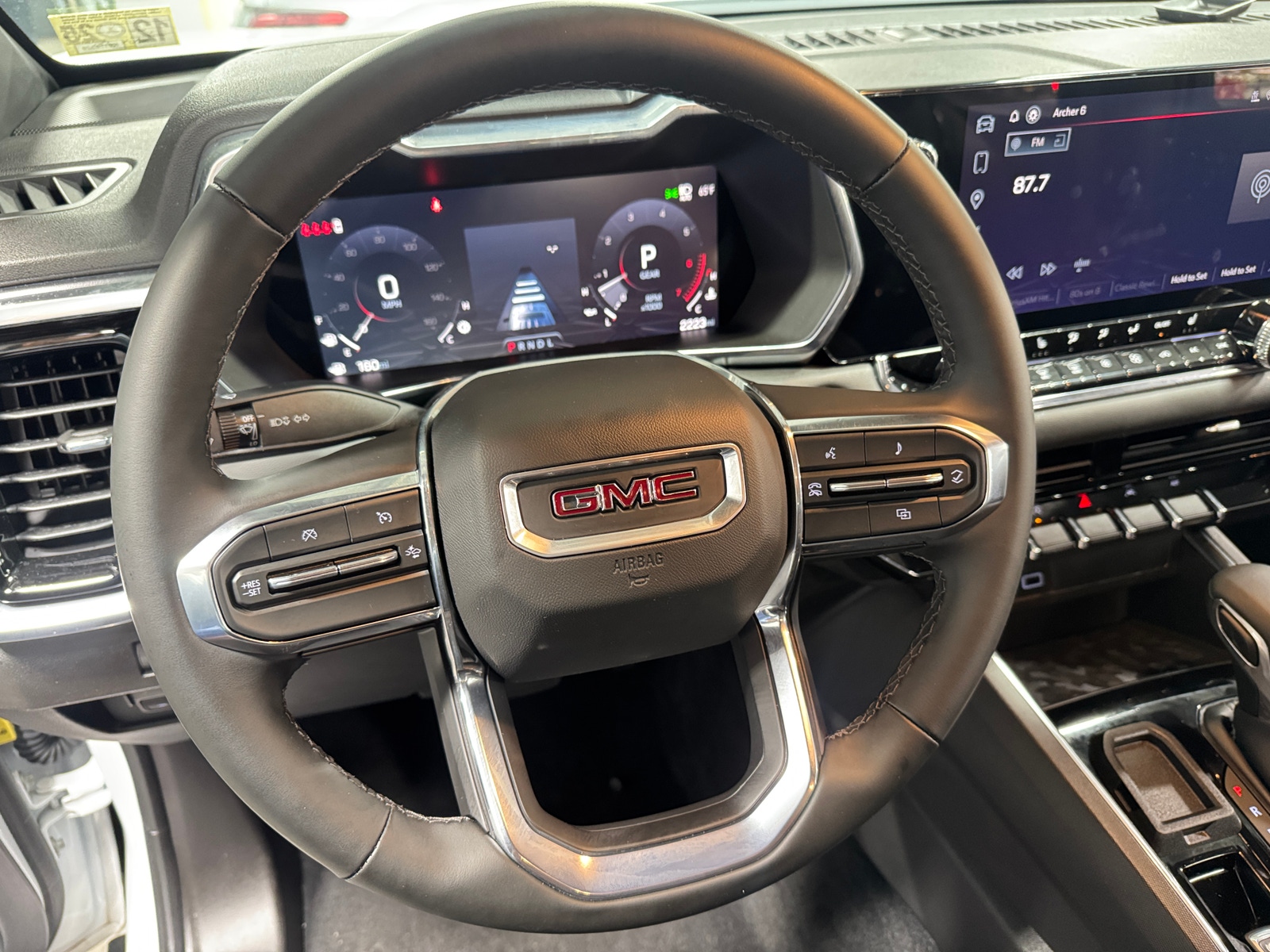 Thumbnail: 2025 GMC Canyon - 5