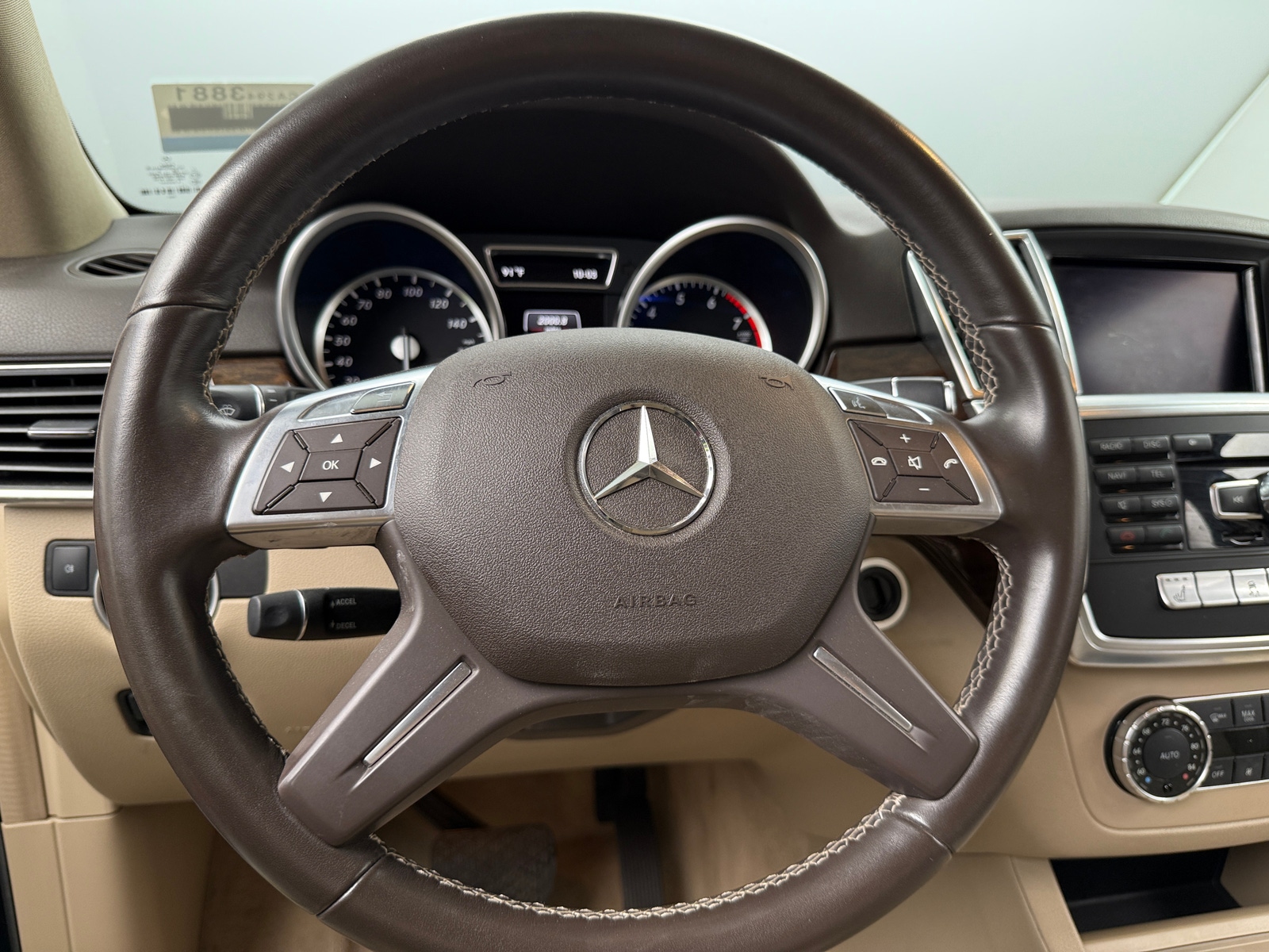 Thumbnail: 2013 Mercedes-Benz M-Class - 4