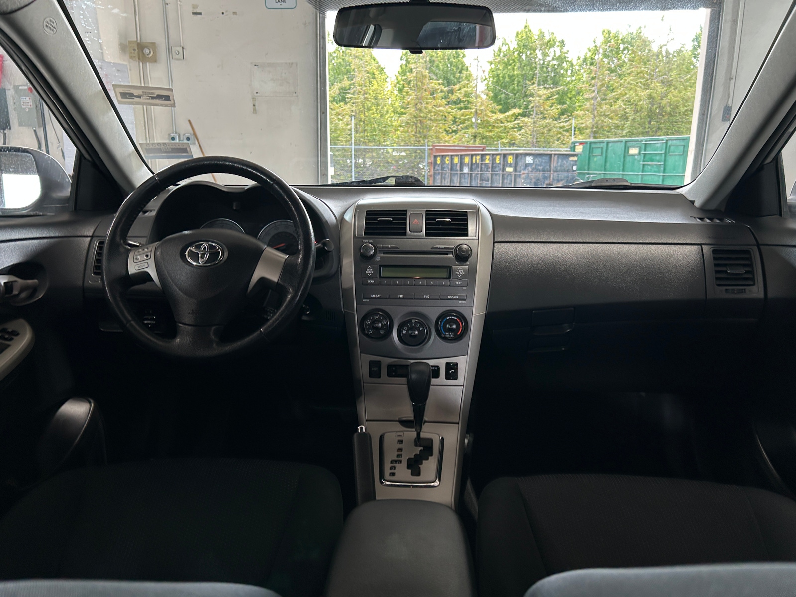Thumbnail: 2010 Toyota Corolla - 3
