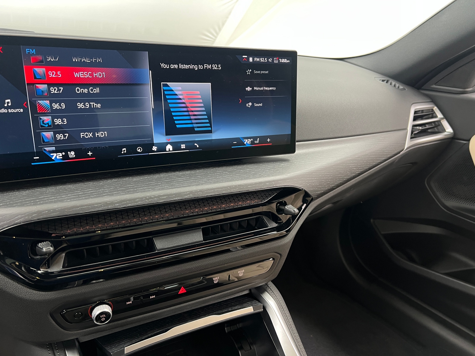 Thumbnail: 2025 BMW 2 Series - 2