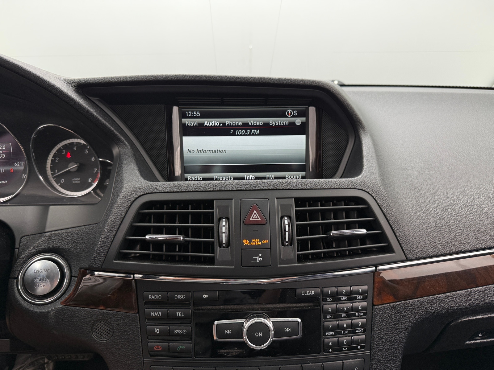 Thumbnail: 2013 Mercedes-Benz E-Class - 3