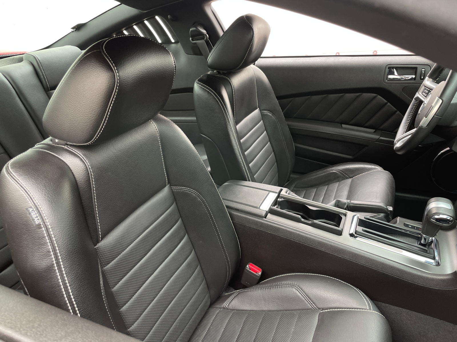 Thumbnail: 2010 Ford Mustang - 2