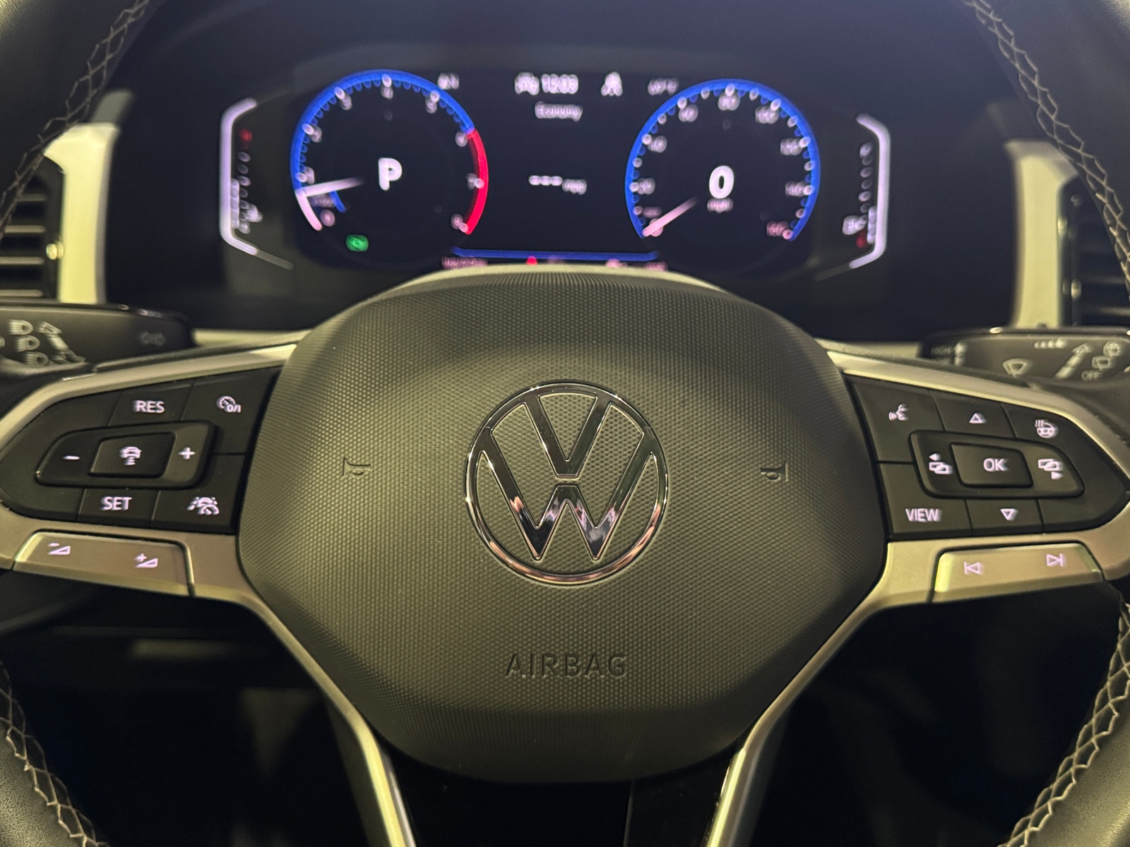Thumbnail: 2021 Volkswagen Atlas - 4