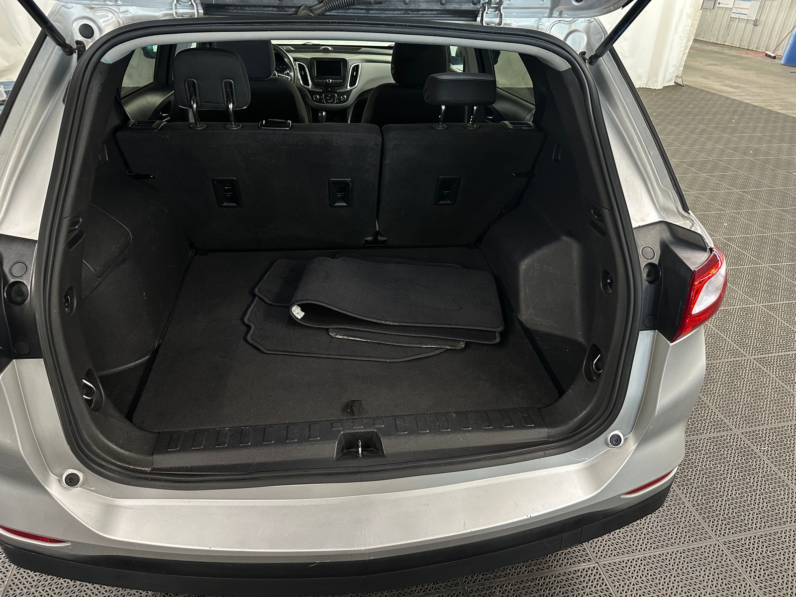 Thumbnail: 2020 Chevrolet Equinox - 7