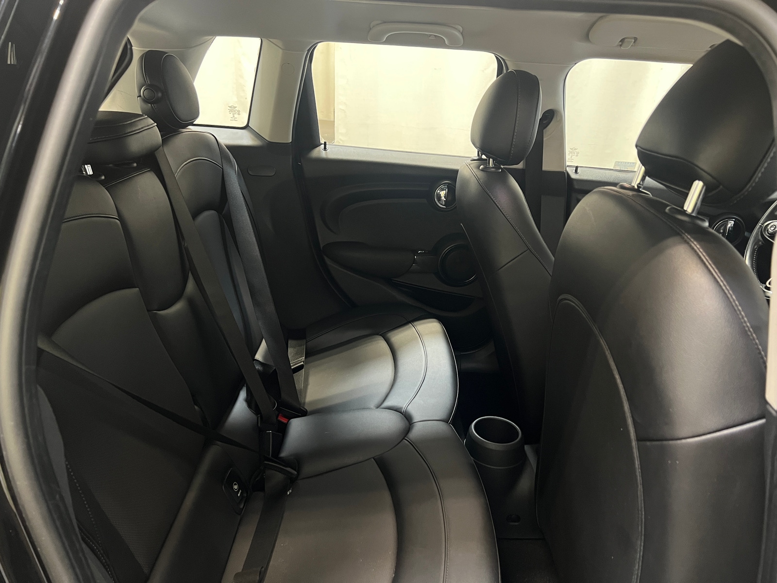 Thumbnail: 2018 MINI Cooper Hardtop - 5