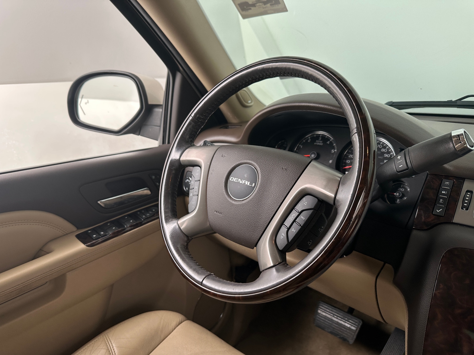 Thumbnail: 2013 GMC Yukon - 4