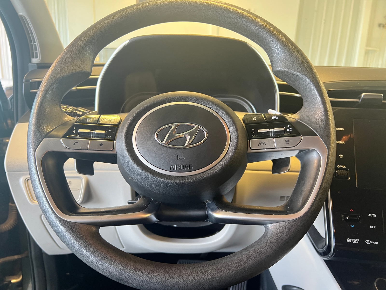 Thumbnail: 2022 Hyundai Tucson - 5