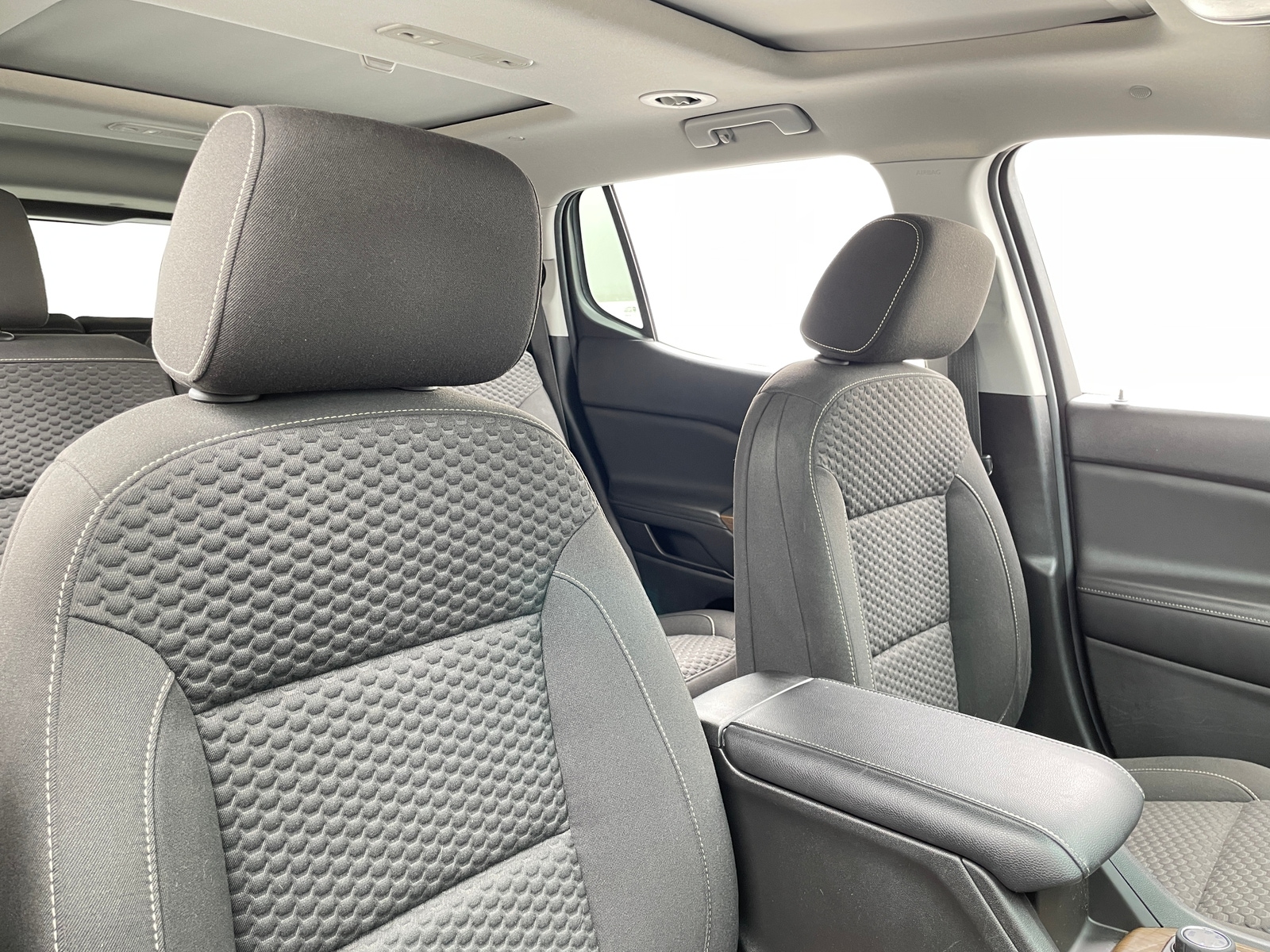 Thumbnail: 2018 GMC Acadia - 2