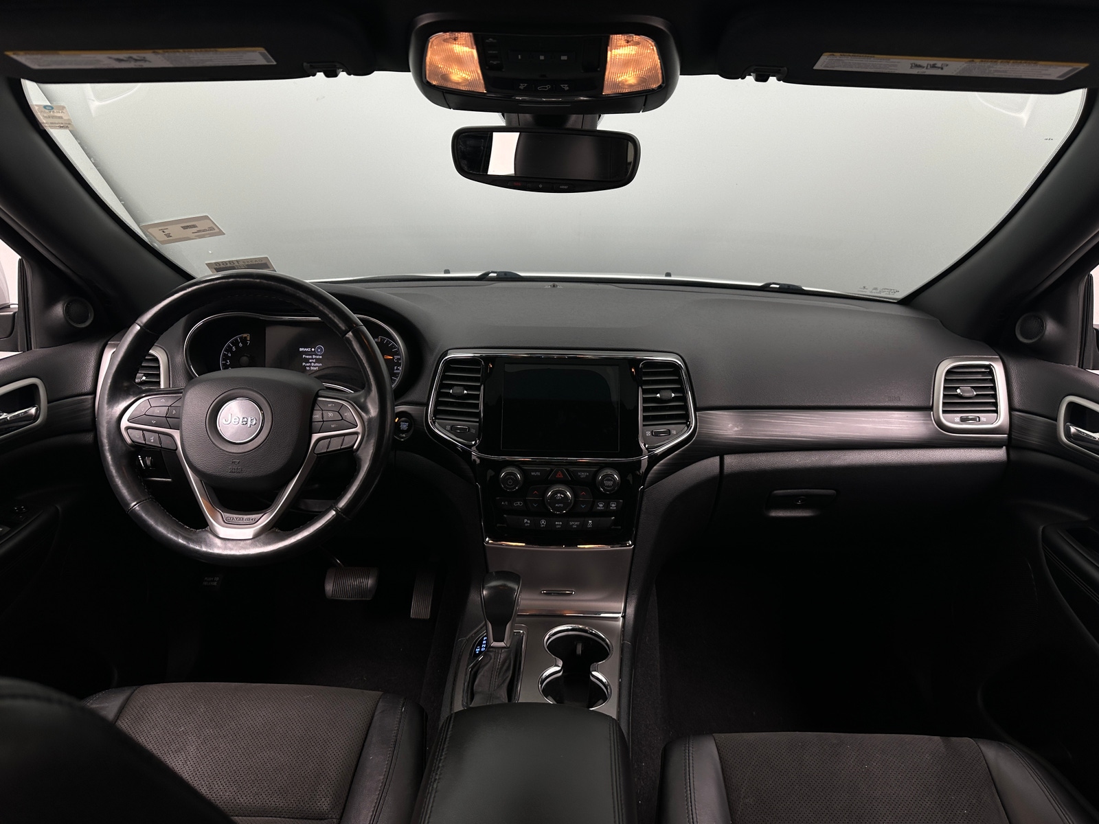 Thumbnail: 2020 Jeep Grand Cherokee - 3