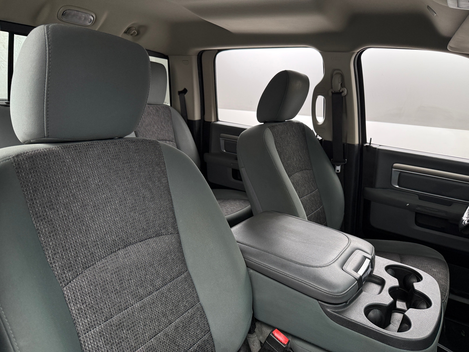 Thumbnail: 2019 RAM 1500 Classic - 2