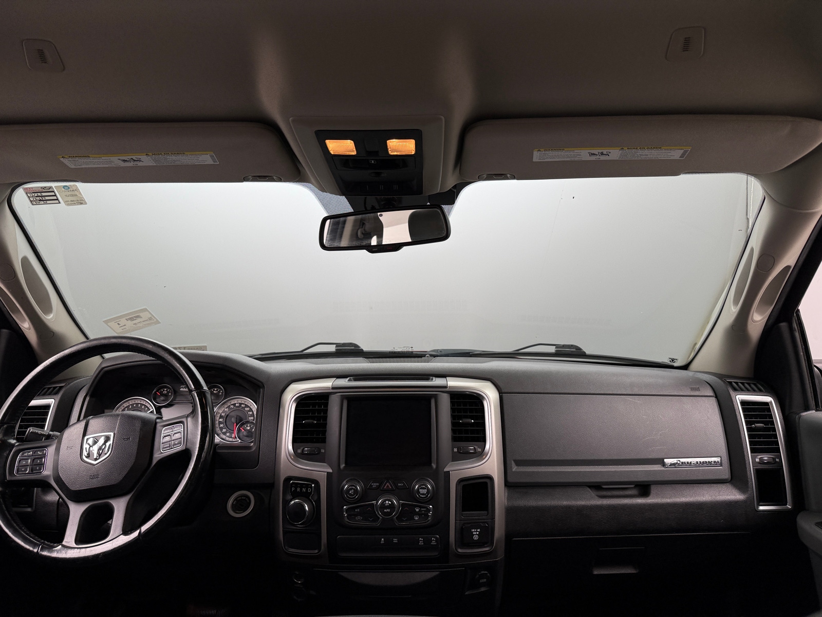Thumbnail: 2019 RAM 1500 Classic - 3
