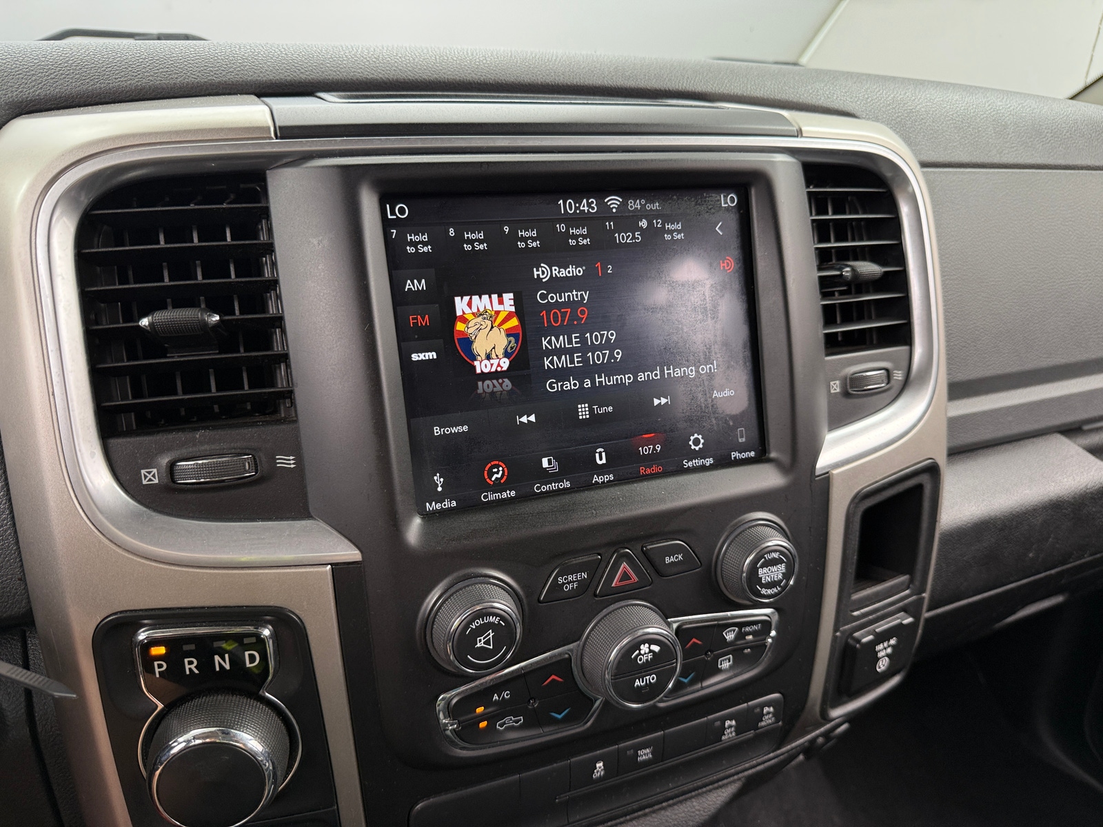 Thumbnail: 2019 RAM 1500 Classic - 4