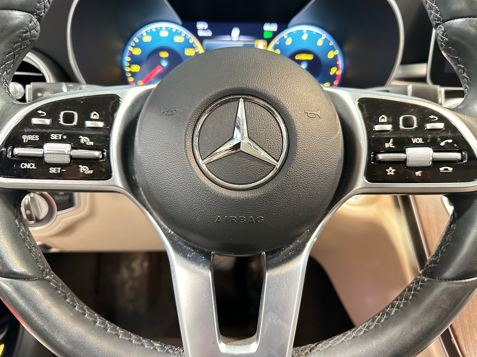 Thumbnail: 2021 Mercedes-Benz C-Class - 4