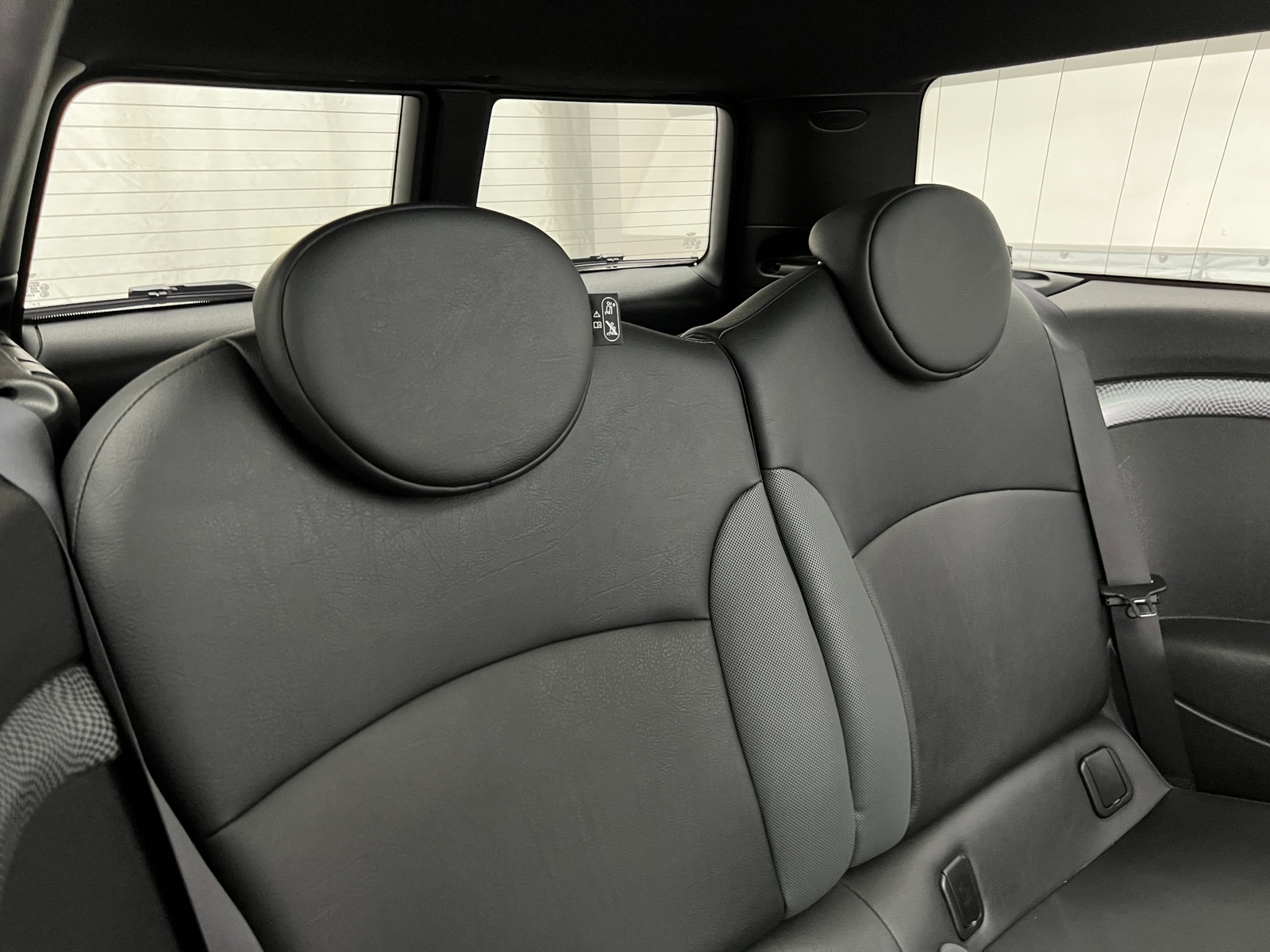 Thumbnail: 2010 MINI Cooper Clubman - 5