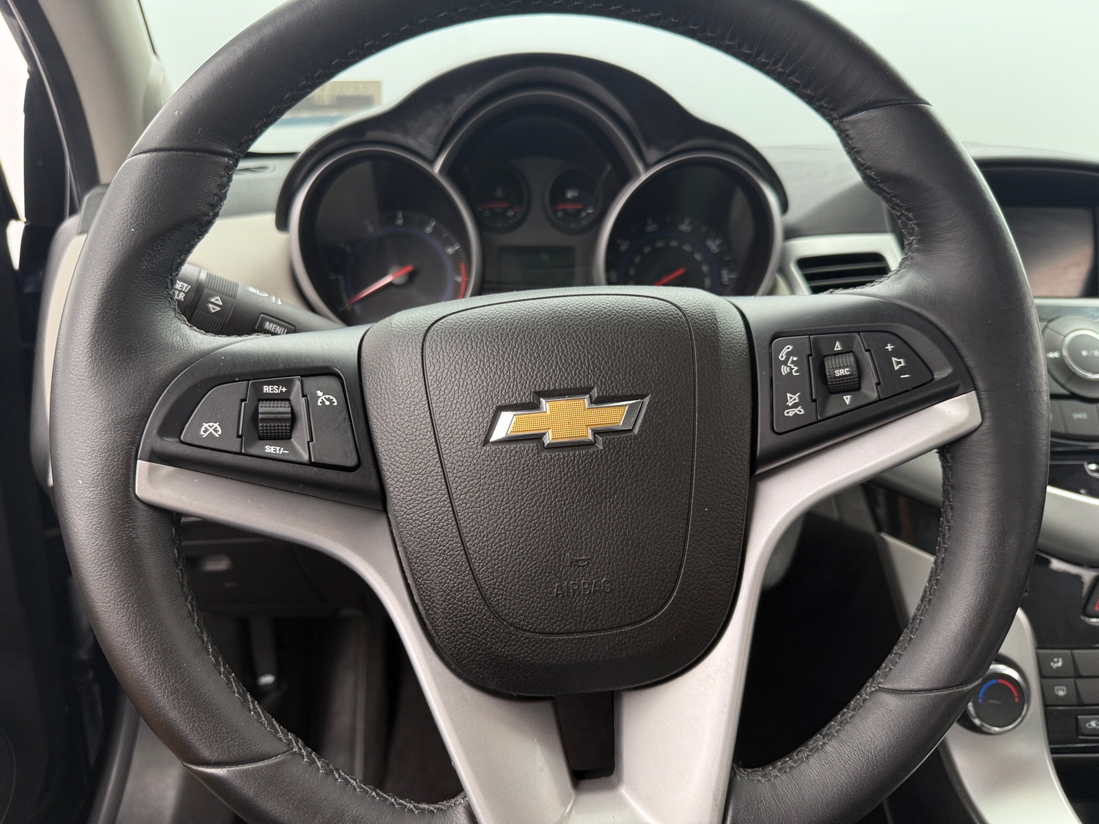 Thumbnail: 2013 Chevrolet Cruze - 5