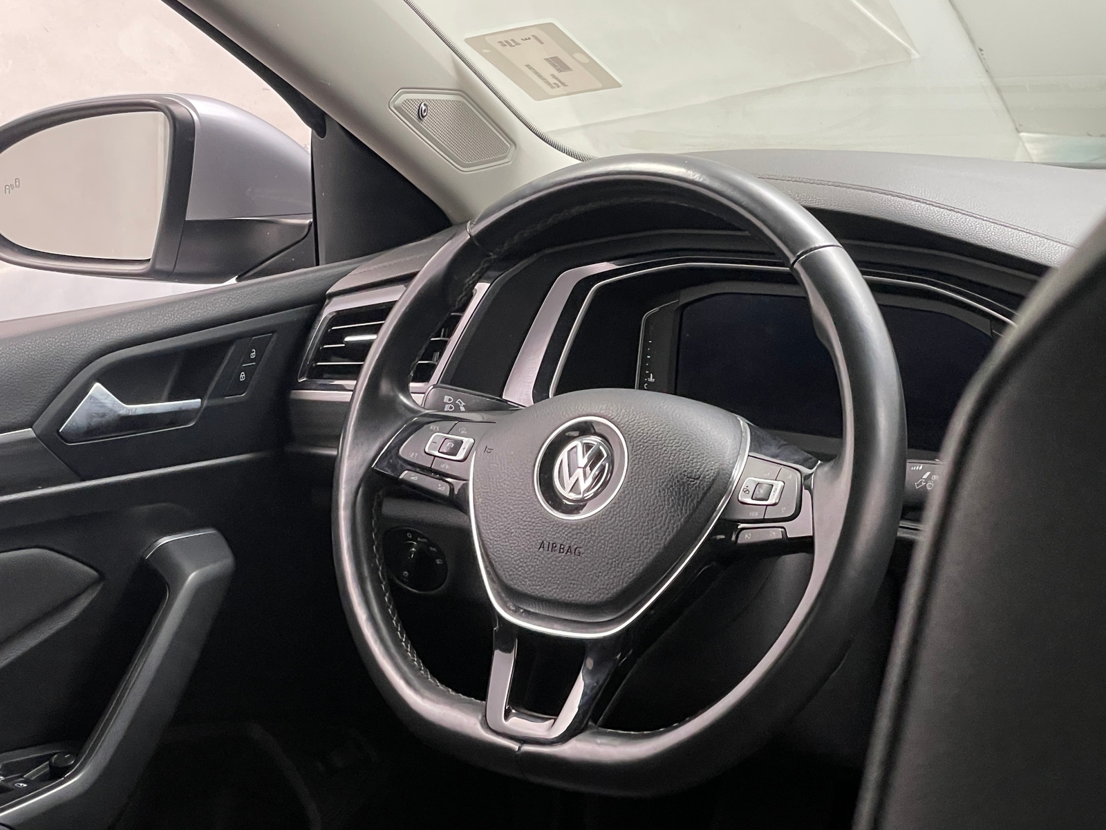 Thumbnail: 2019 Volkswagen Jetta - 4