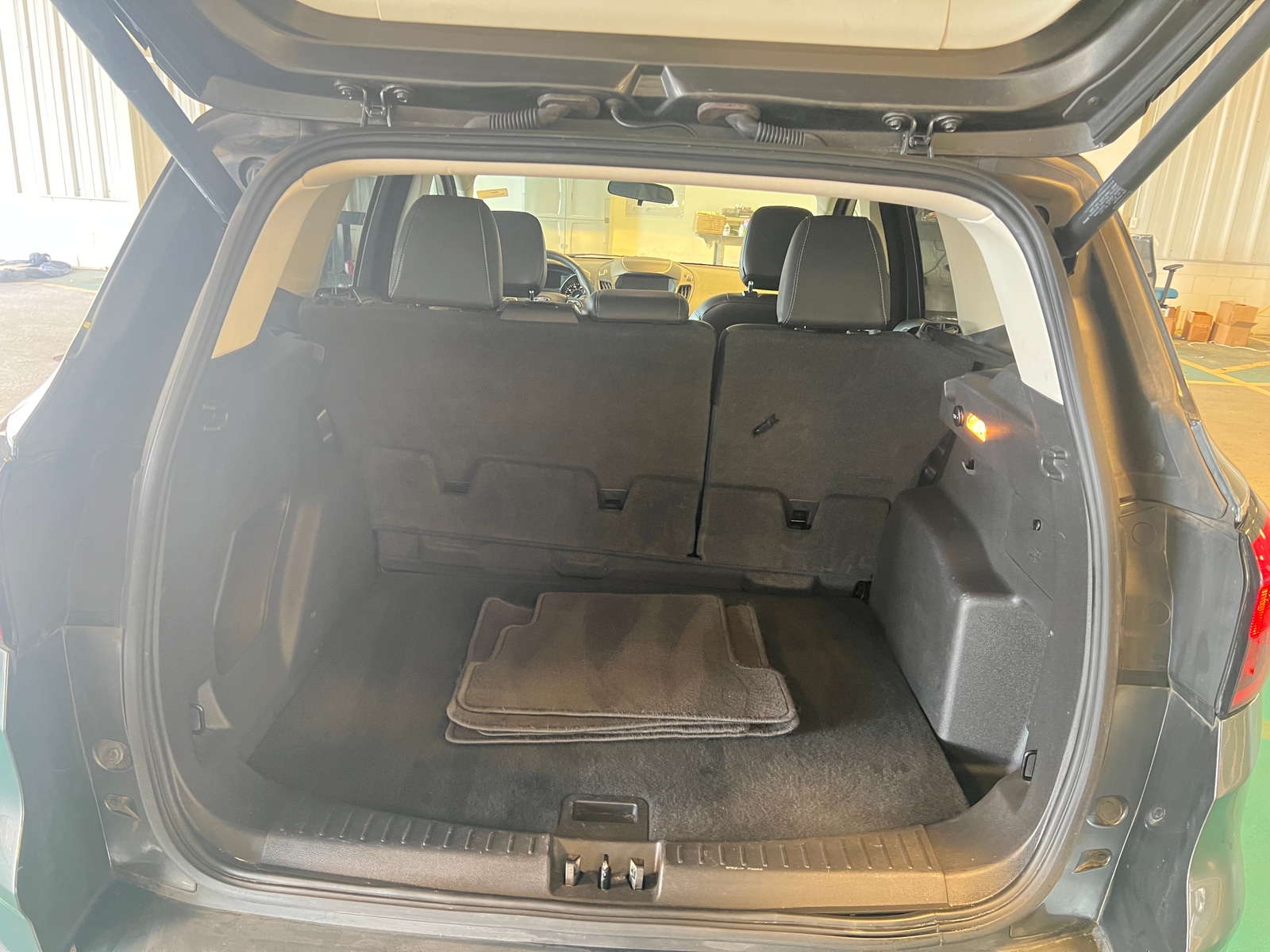 Thumbnail: 2019 Ford Escape - 6