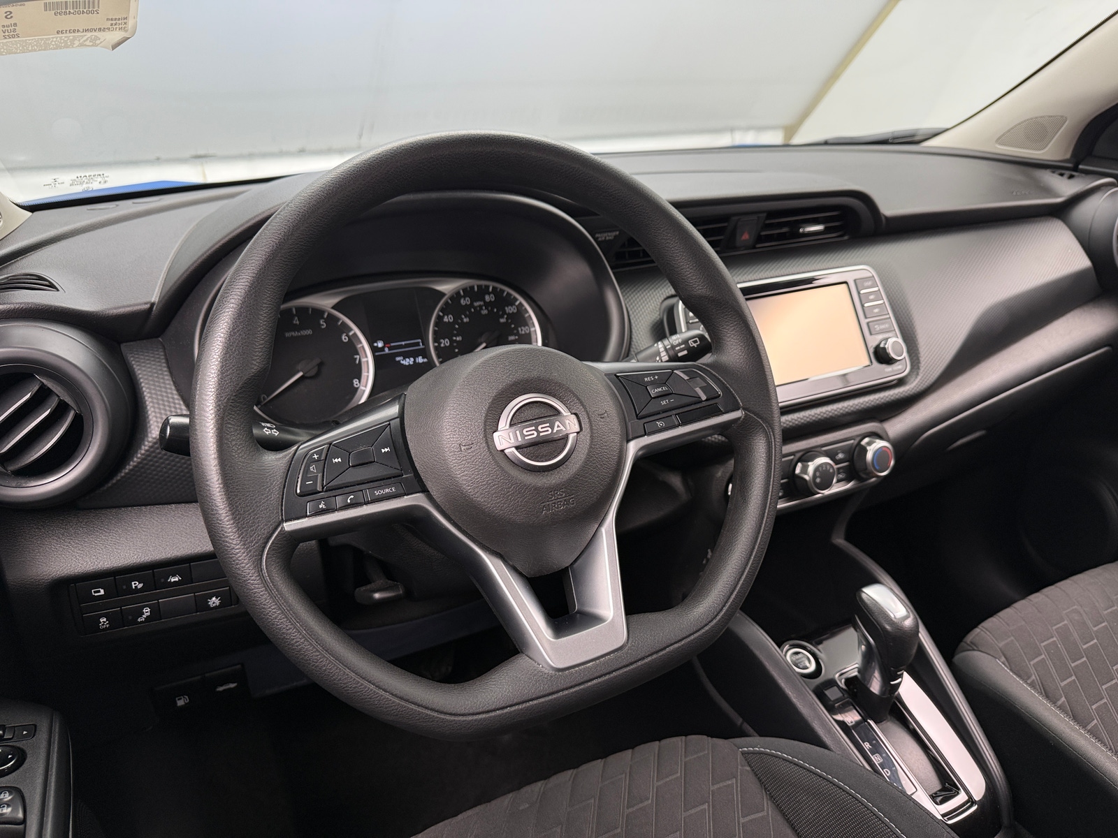 Thumbnail: 2022 Nissan Kicks - 5
