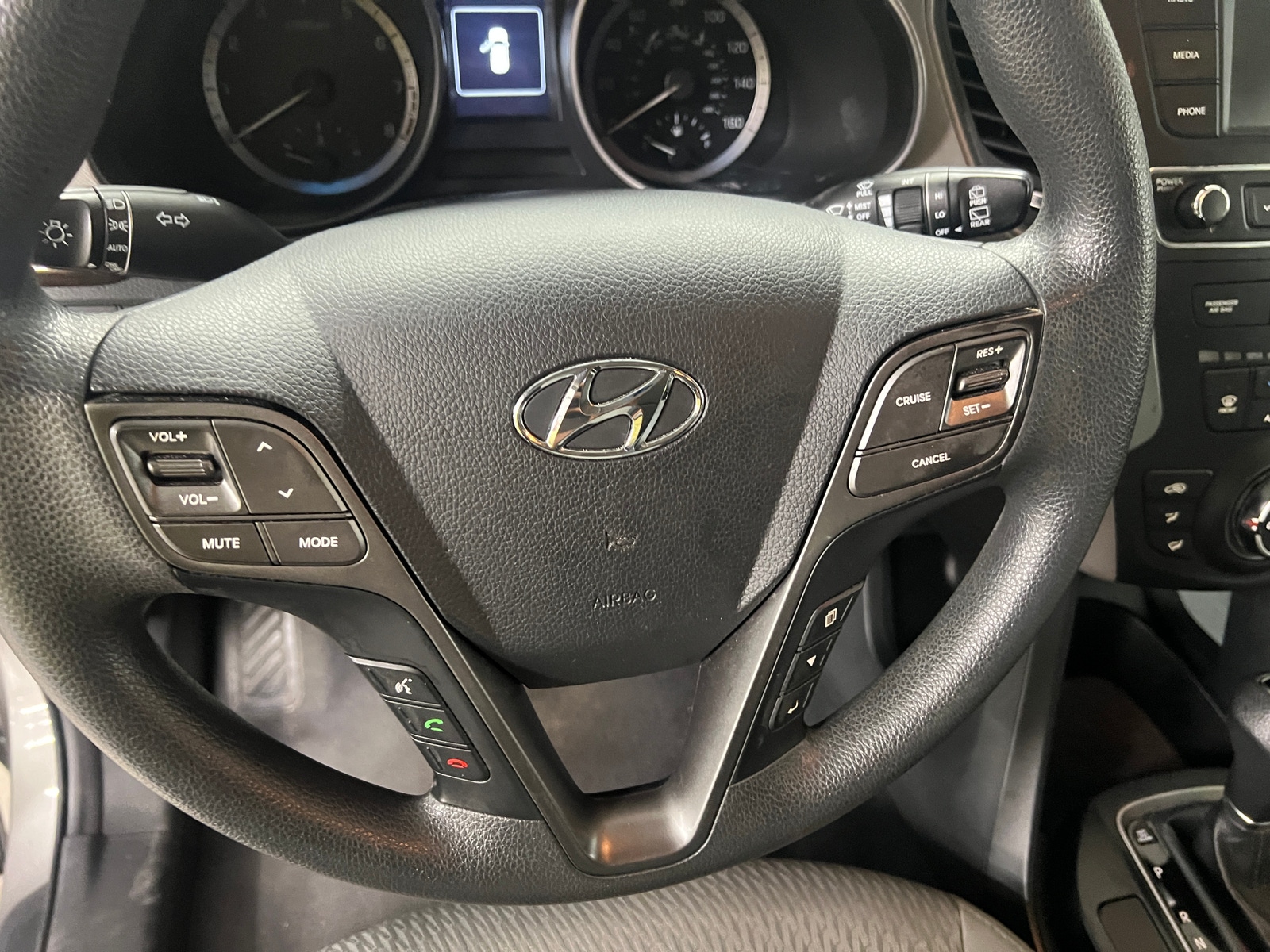 Thumbnail: 2018 Hyundai Santa Fe - 5