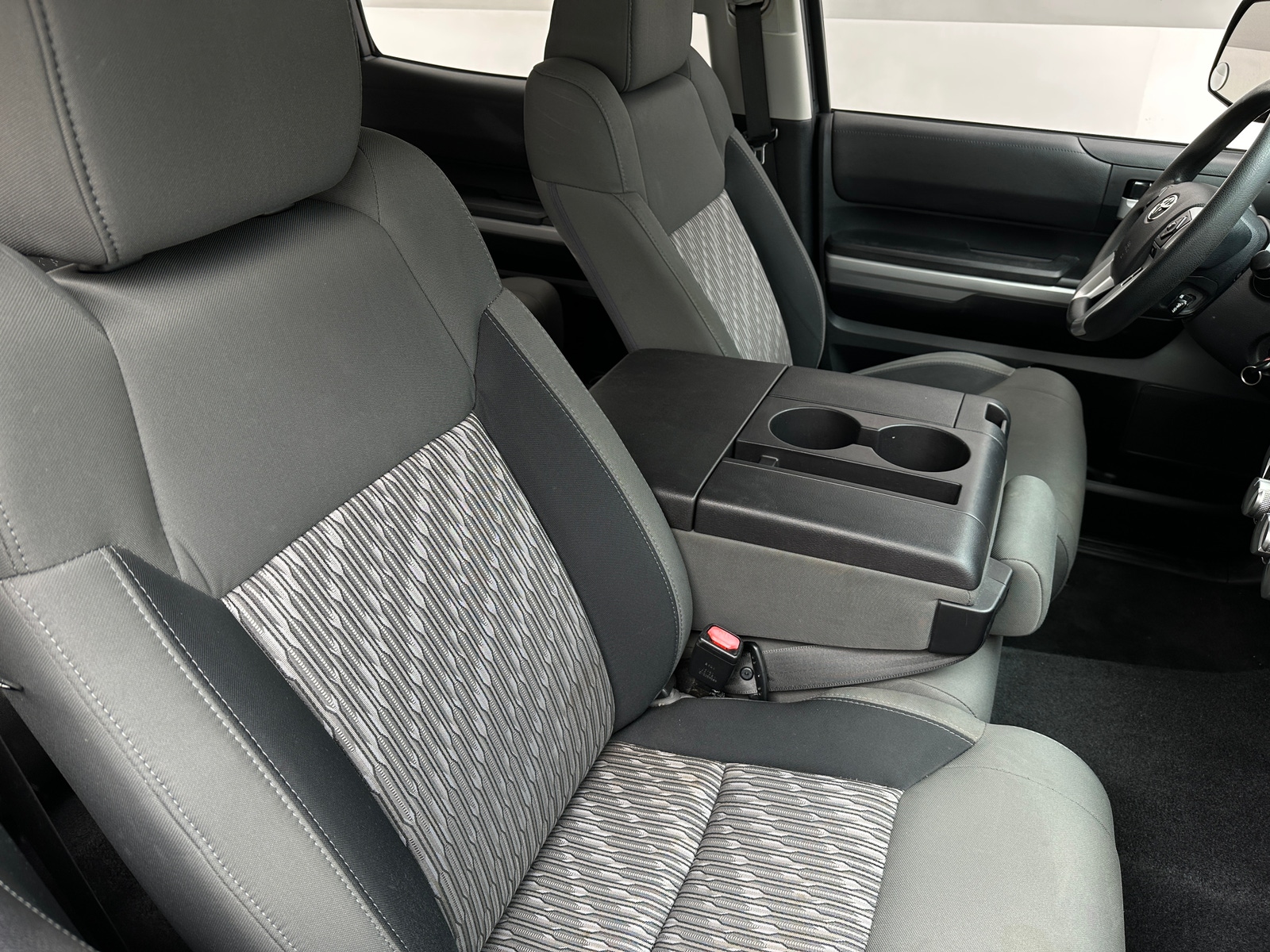 Thumbnail: 2018 Toyota Tundra - 2